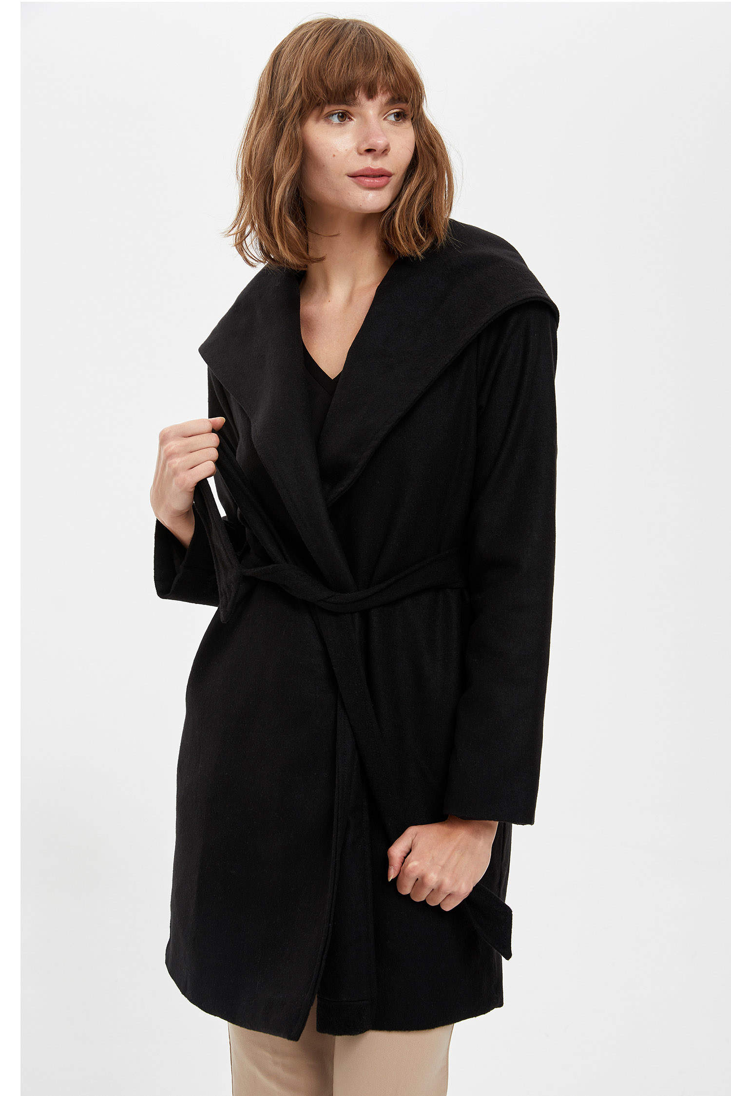 Black WOMAN Shawl Collar Belted Stamp Coat 1507282 | DeFacto