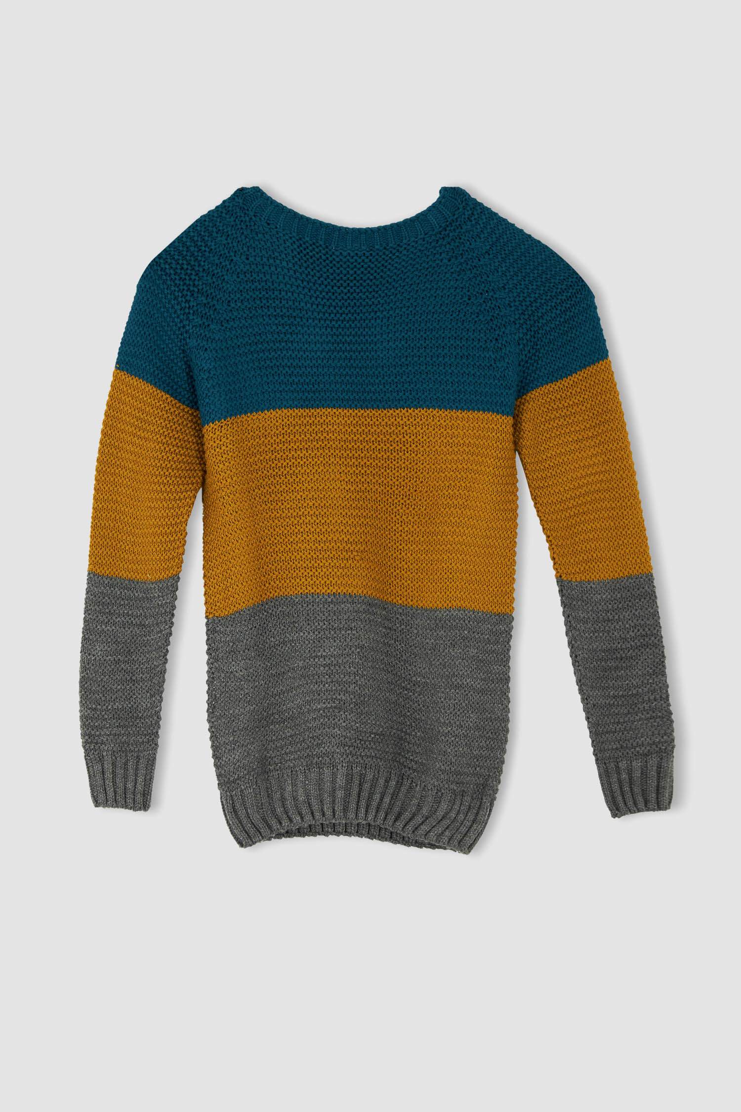 Пуловер стандартного кроя с круглым вырезом для мальчиков