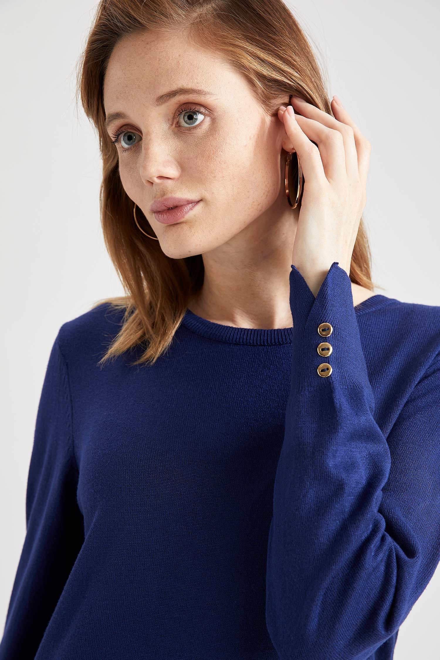 Indigo WOMAN Long Sleeve Buttoned Knit Tunic 1509633 DeFacto