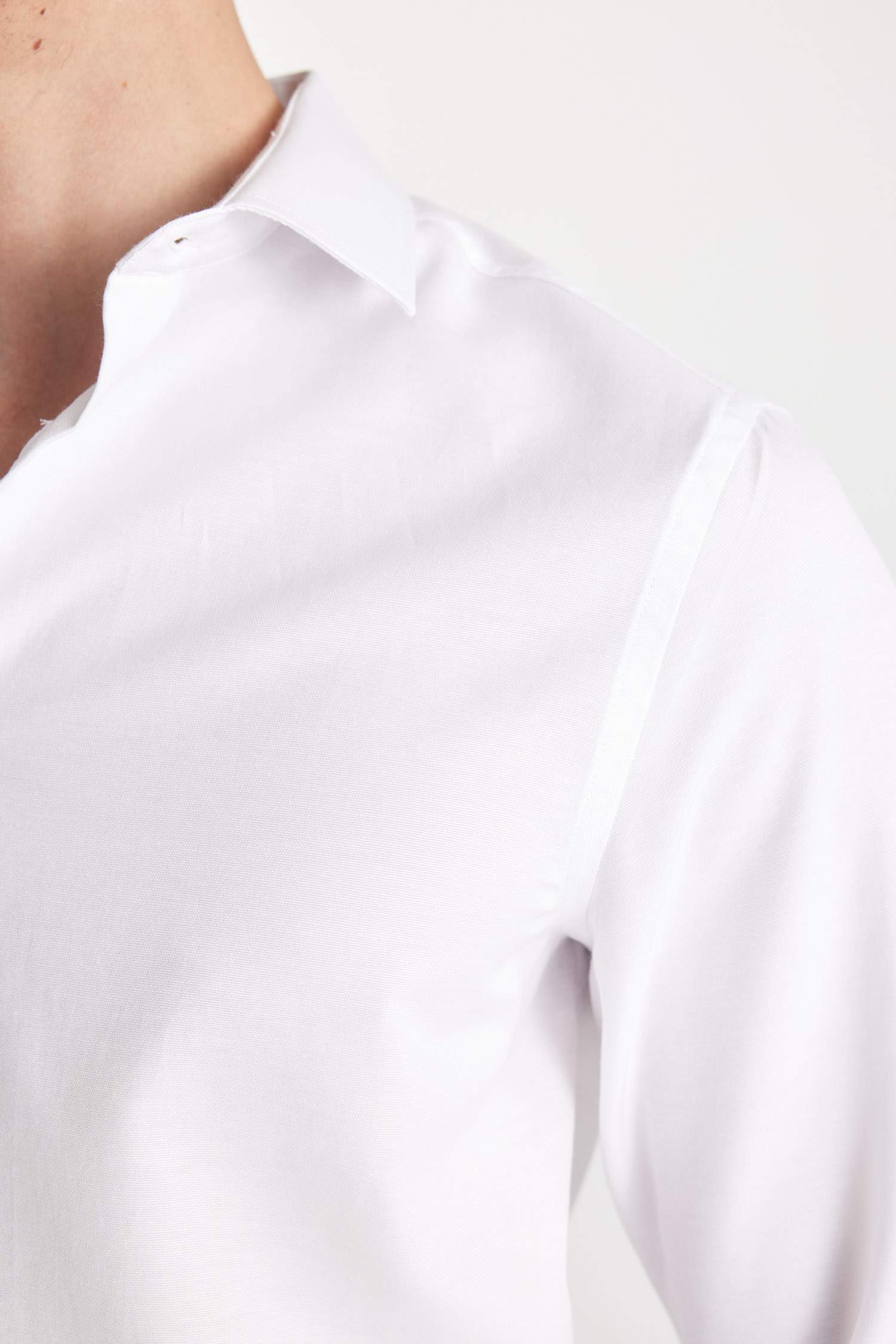 Modern Fit Polo Yaka Poplin Uzun Kollu Beyaz Gömlek