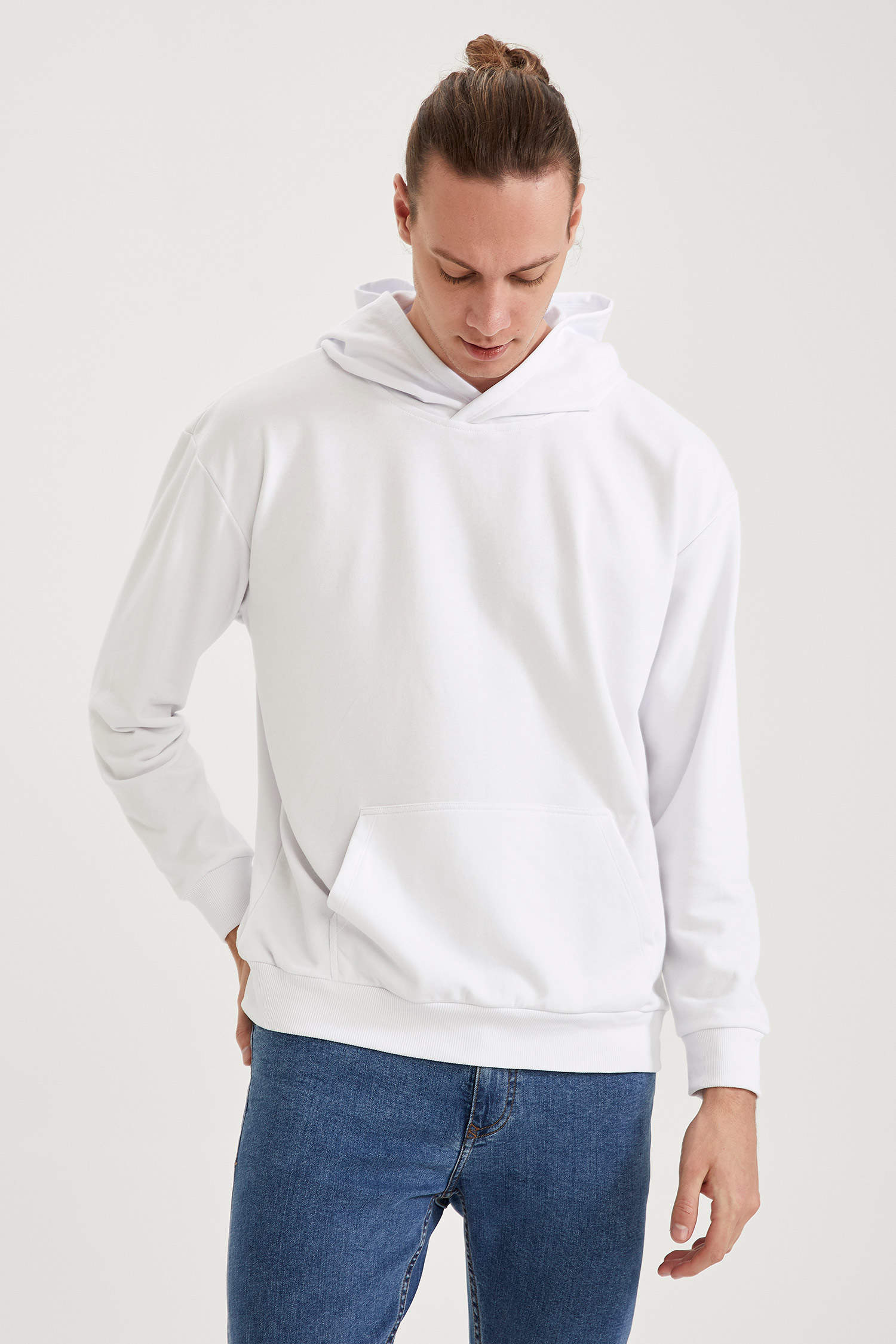 WHITE Erkek Oversize Hooded Sweatshirt 1845658 | DeFacto