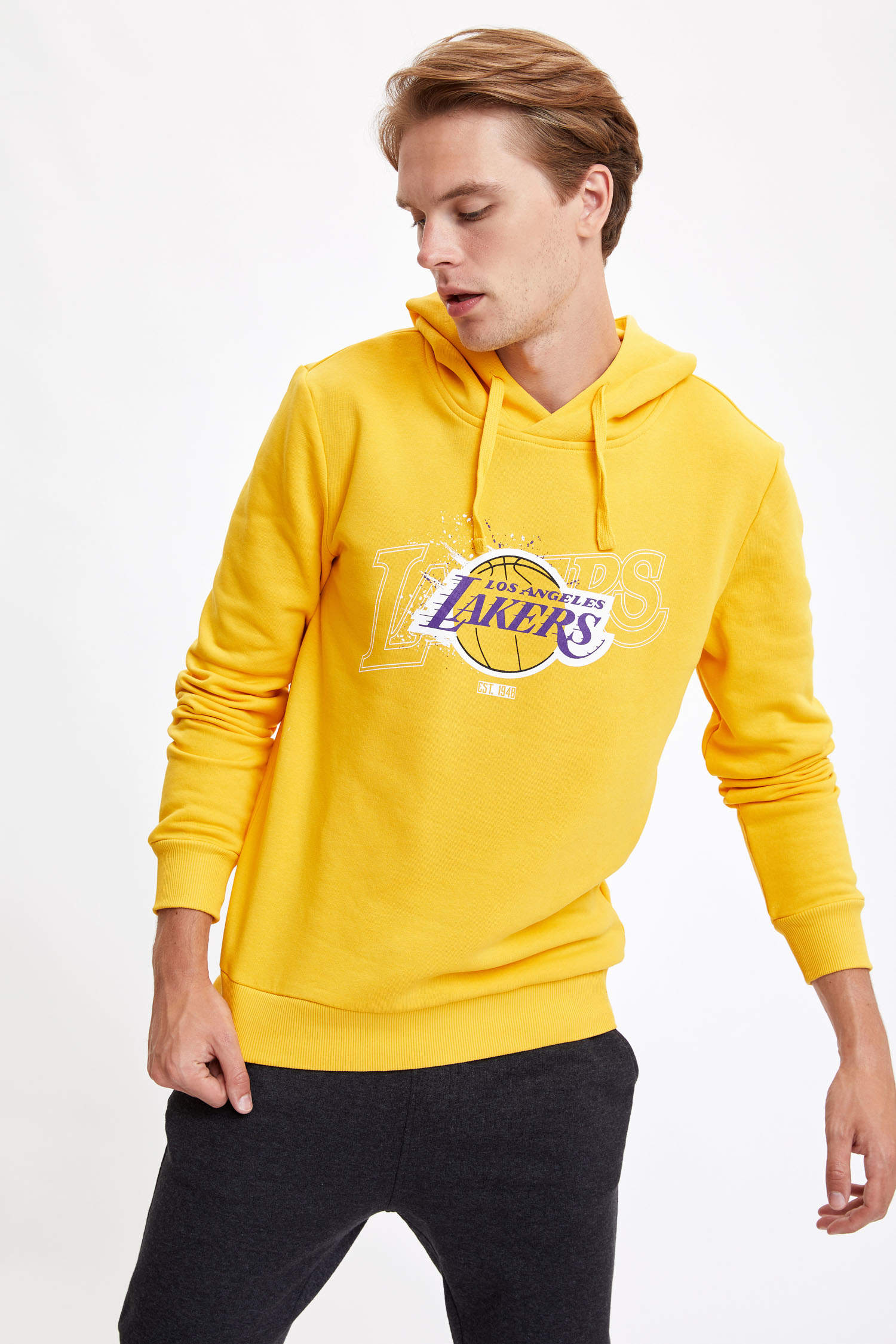 Defacto NBA Los Angeles Lakers Lisanslı Slim Fit Sweatshirt. 5
