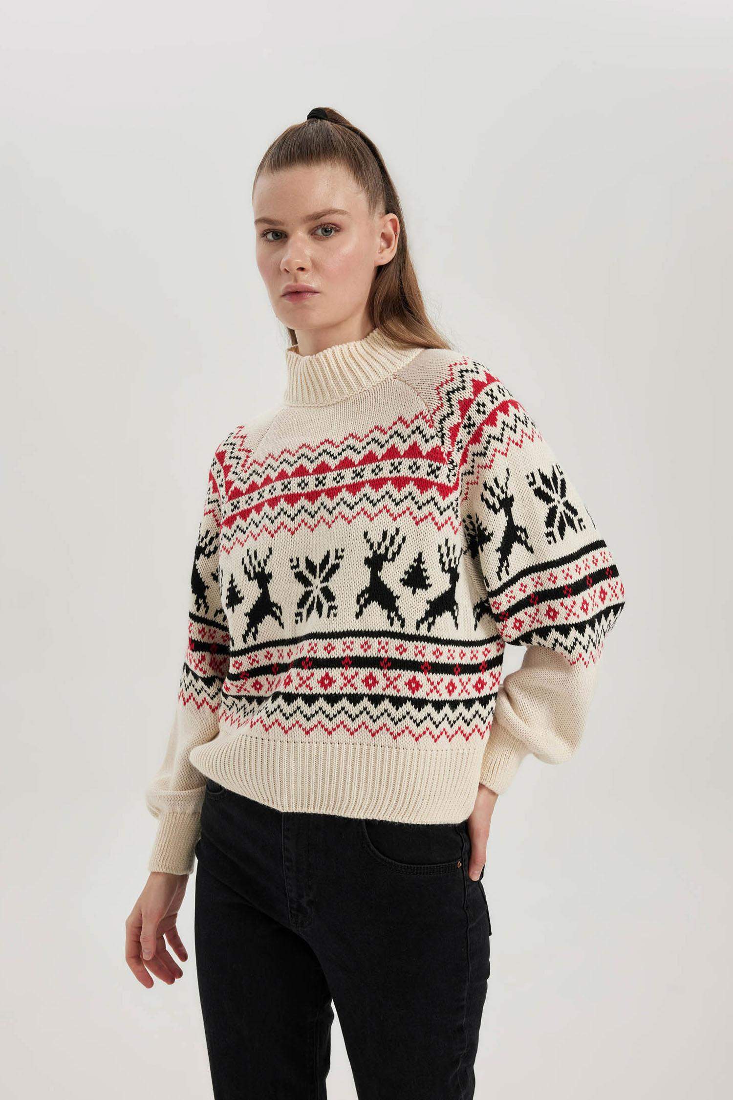 Yılbaşı Temalı Yarım Balıkçı Yaka Kazak