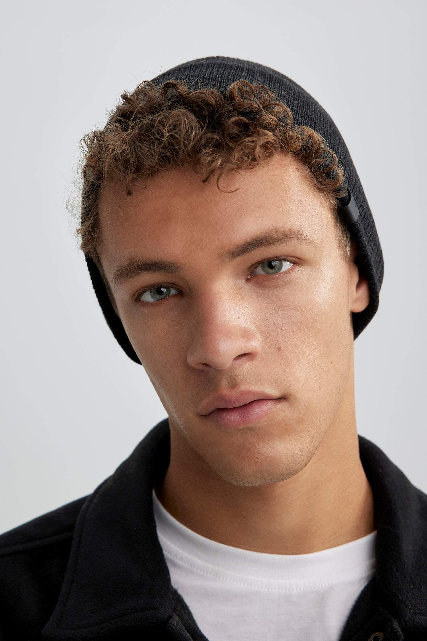 Шапка трикотажная для мужчин