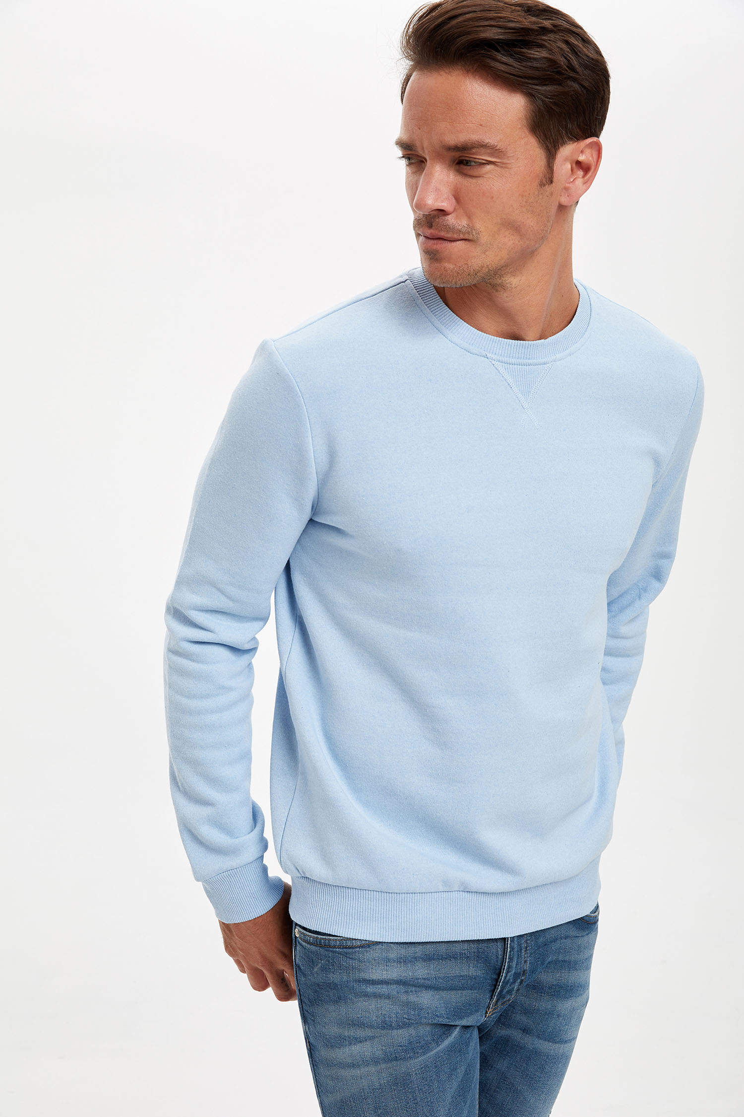 Blue Man Regular Fit Crew Neck Sweatshirt 1481656 | DeFacto