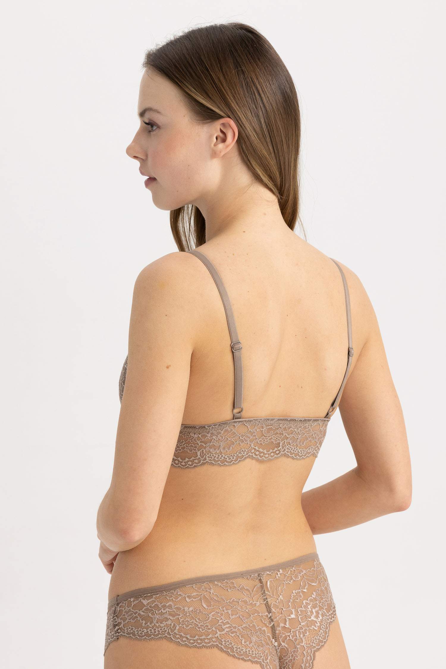 Pedli Dantelli Bralet-Fall in Love