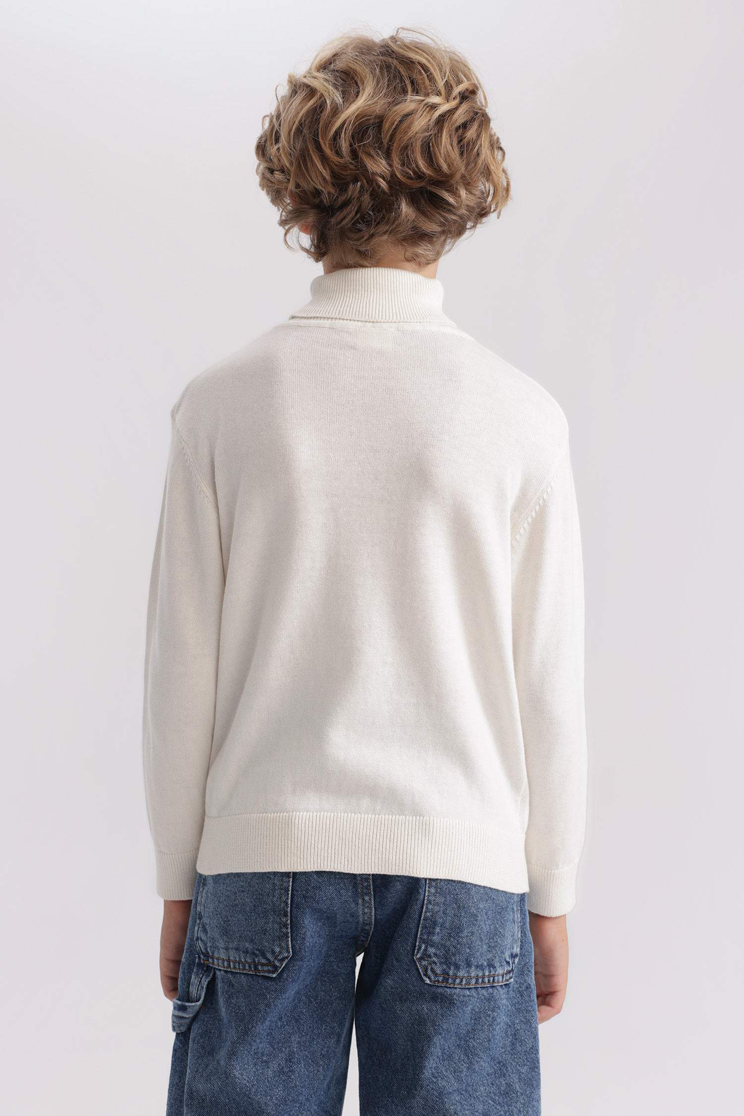 Ұлдарға қалыпты пішім Пулловер