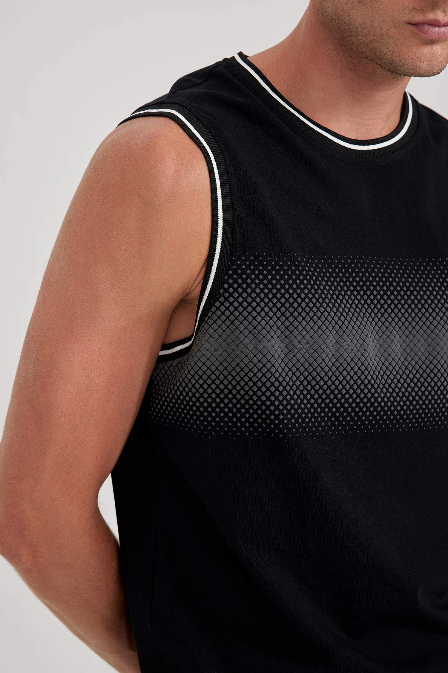 Regular Fit Tank Top