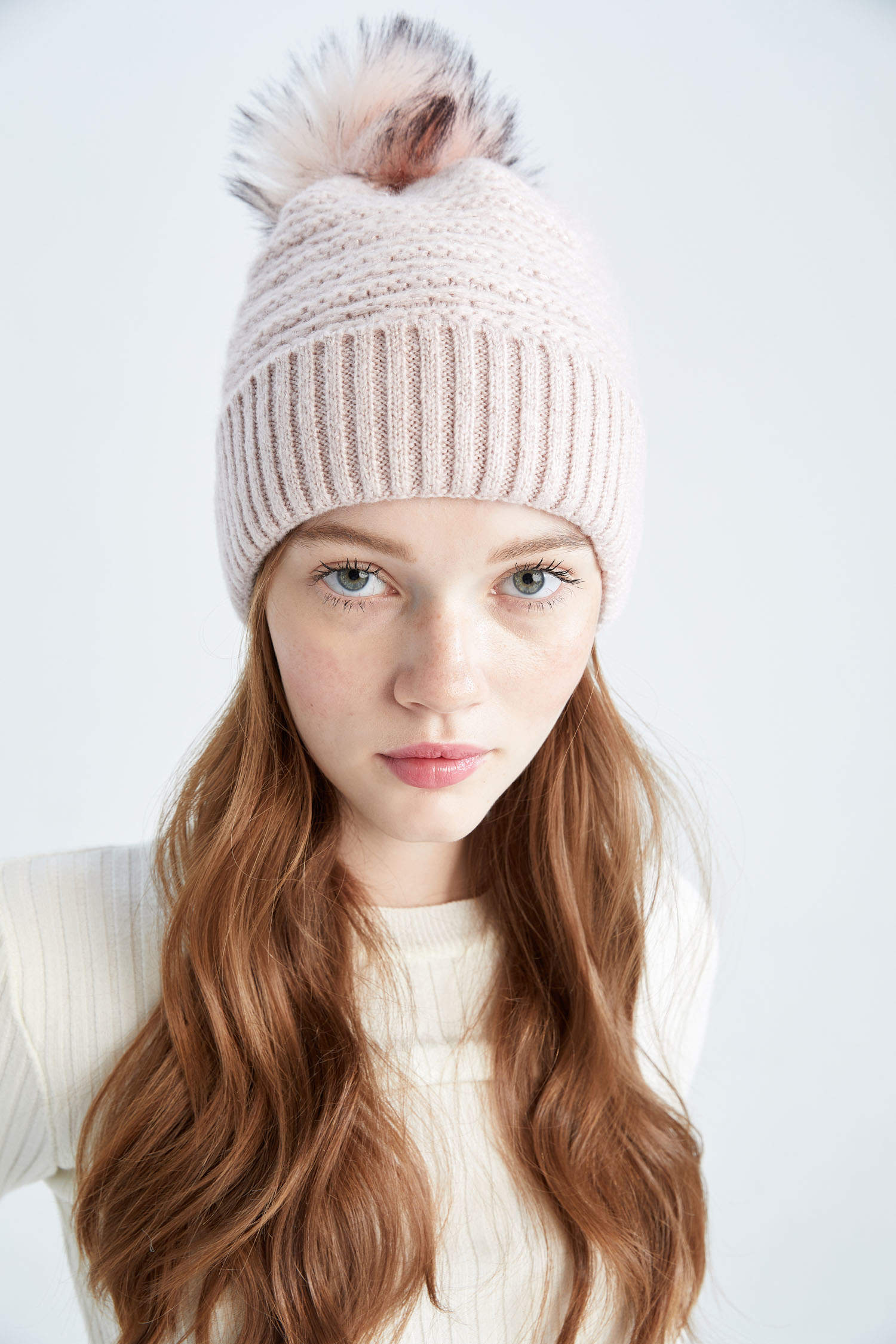 Bonnet femme rose tricote français - Le Drapo Reference : 2832