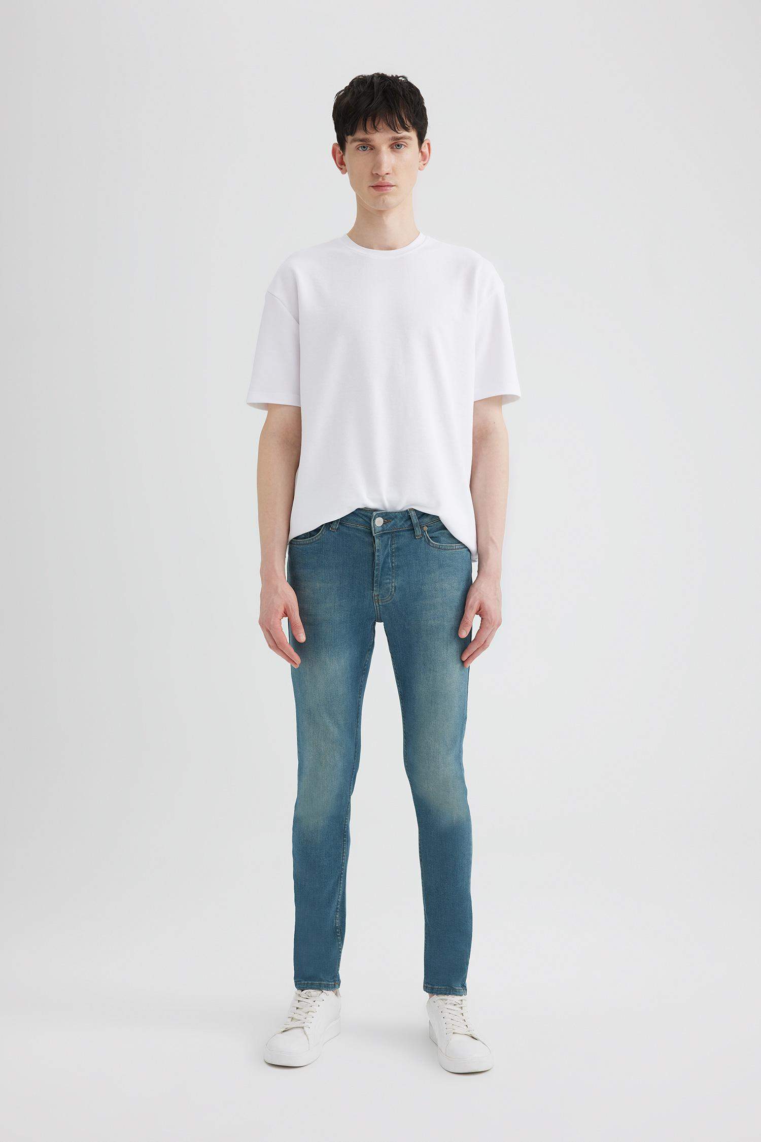 بنطرون جينز سوبر سكيني فيت بخصر عادي