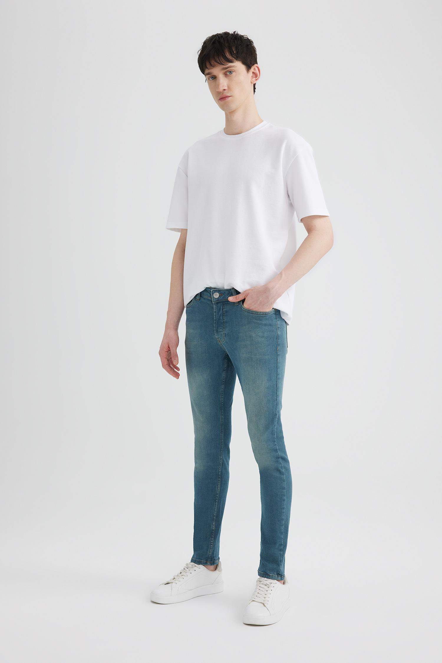 بنطرون جينز سوبر سكيني فيت بخصر عادي