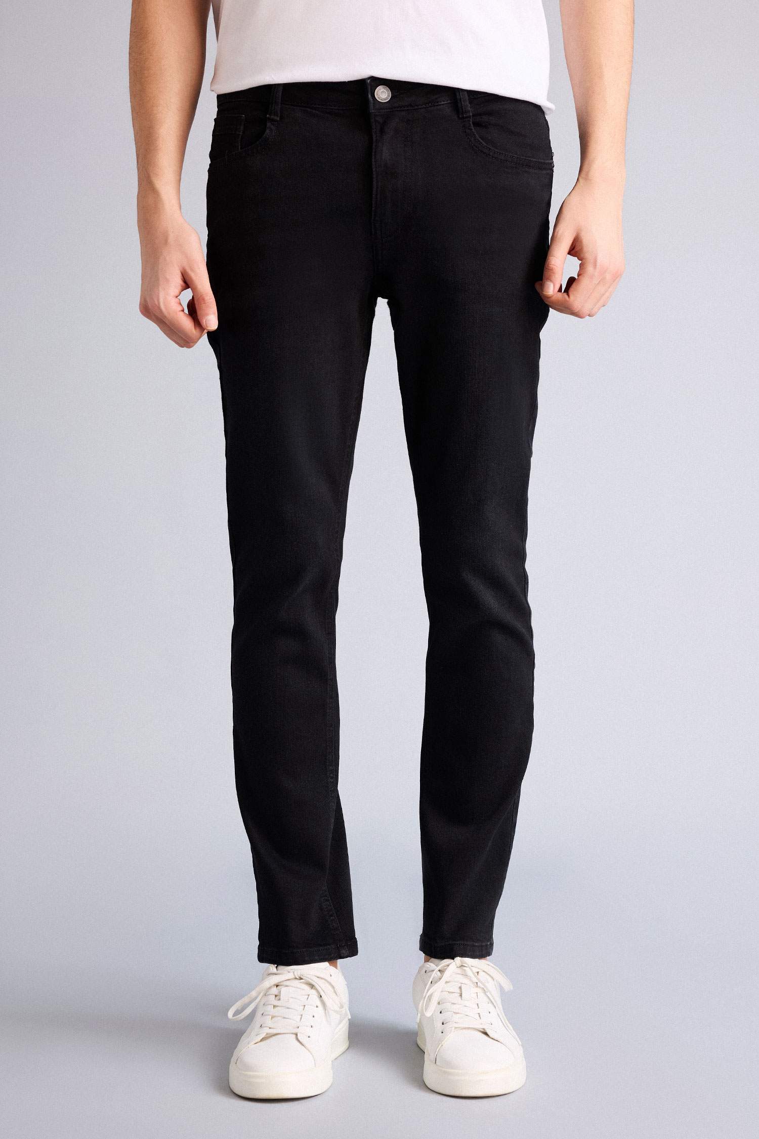 بنطلون جينز بيدرو سليم فيت برجل ضيقة