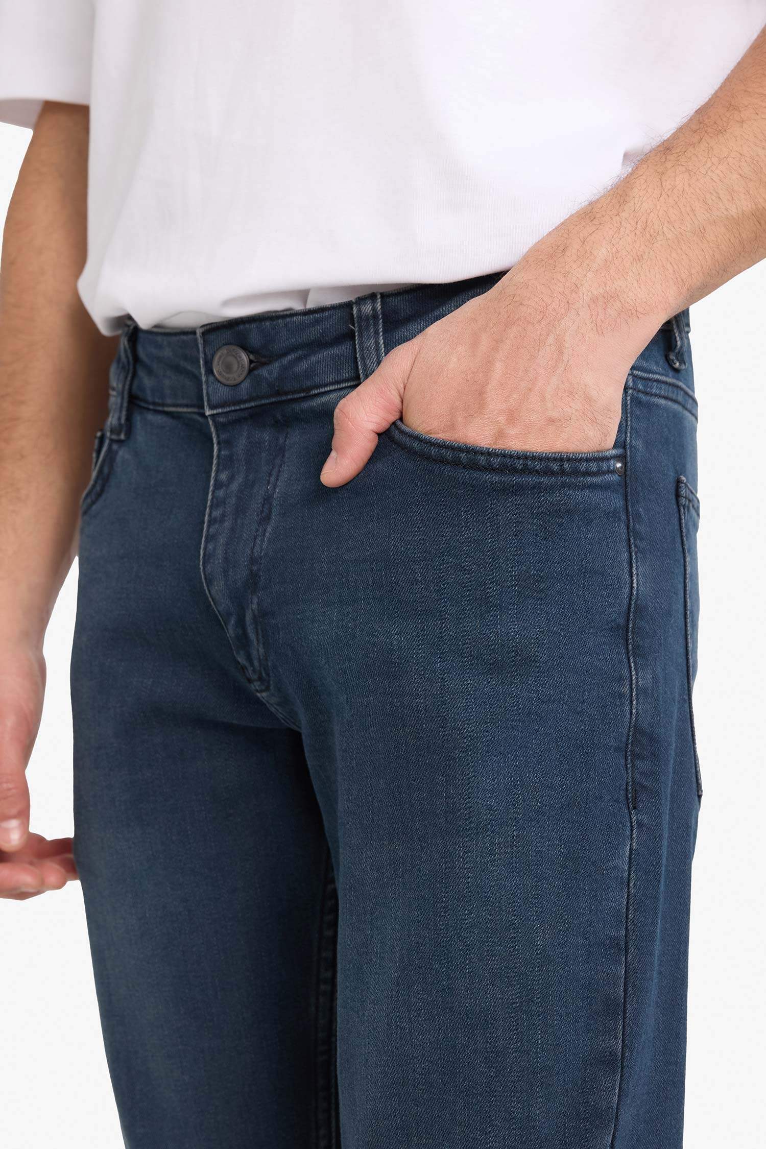 Pedro Slim Fit Dar Kalıp Normal Bel Dar Paça Jean Pantolon