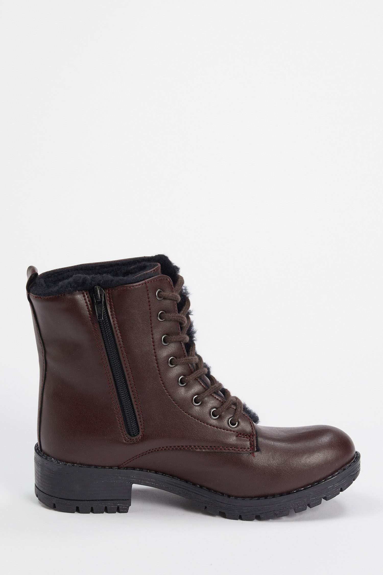 low boots bordeaux