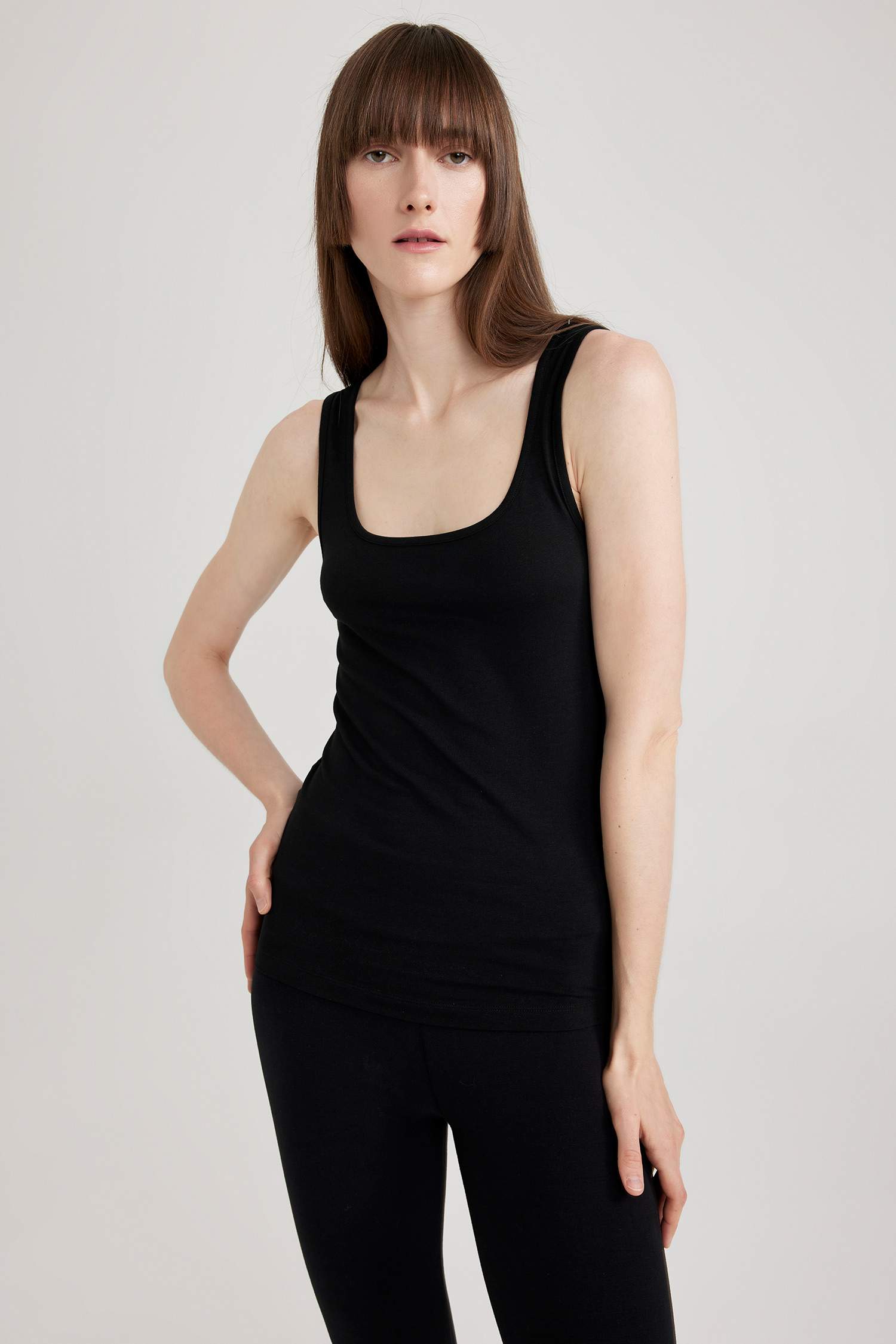 Fall in Love Regular Fit Pamuklu Basic Düz Siyah İç Atlet