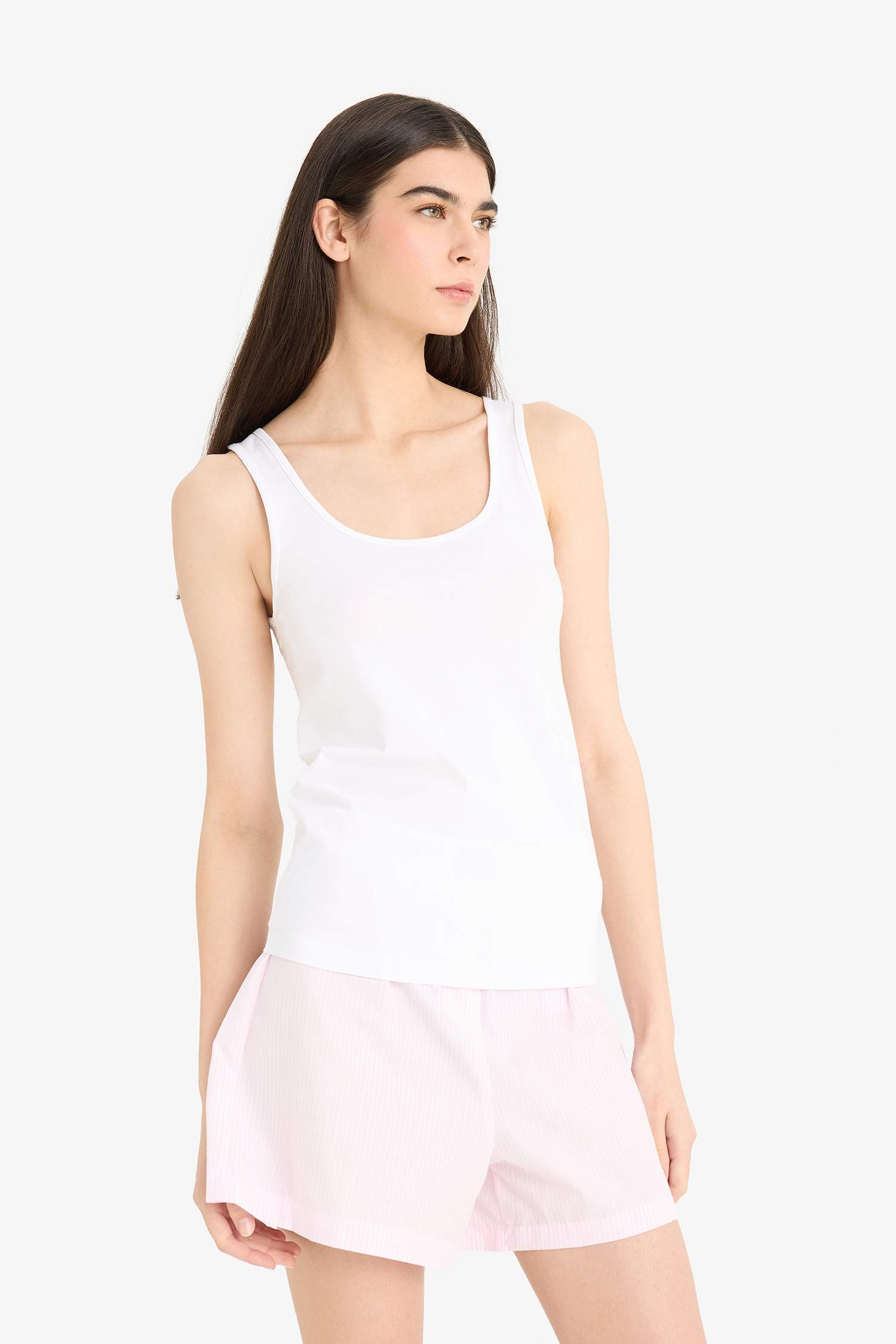 اندر شيرت قطن قصة عادية من Fall in Love