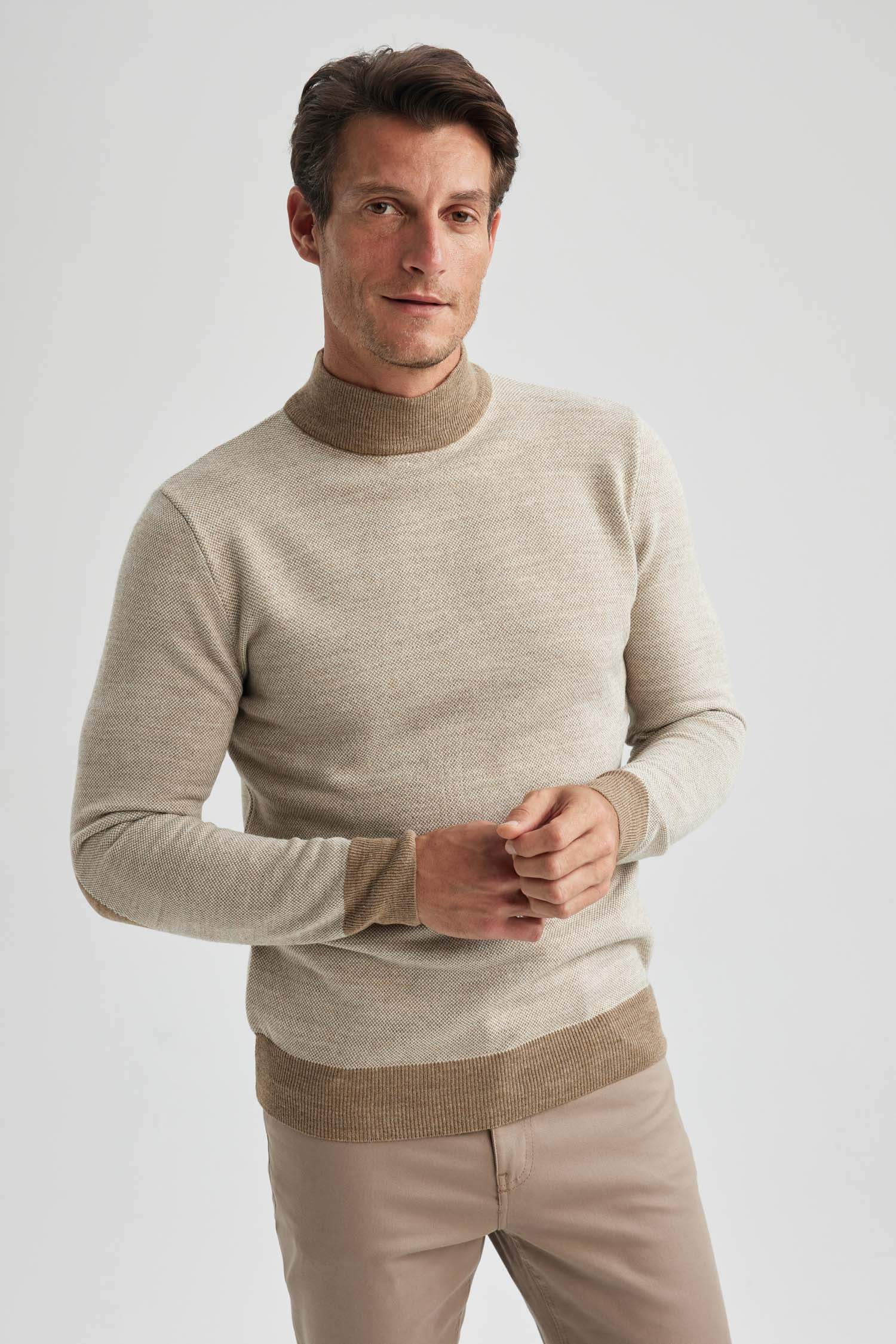 بلوفر تريكو بقصة عادية هاي كول