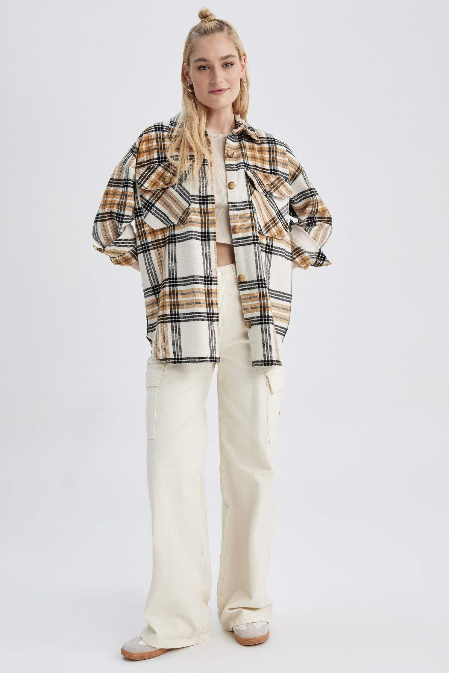 Туника с воротником с длинным рукавом