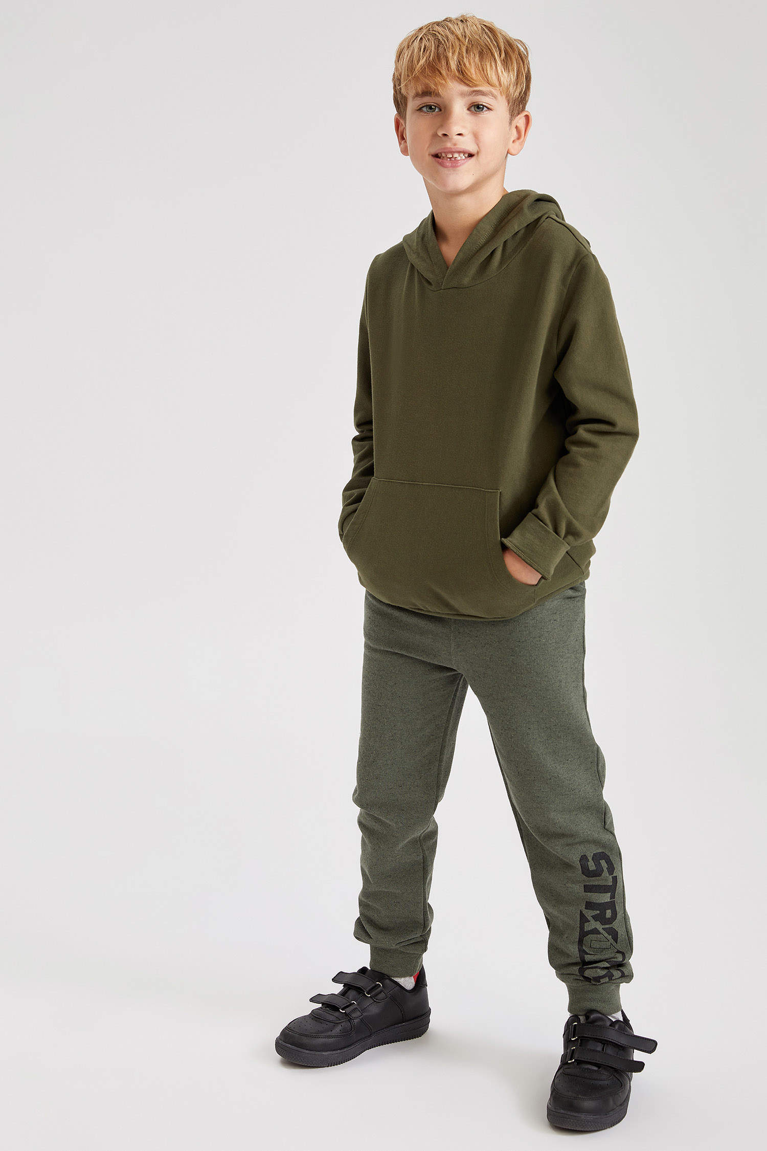Khaki BOYS & TEENS Boy Regular Fit Shirred Sweatpants 1493080 | DeFacto