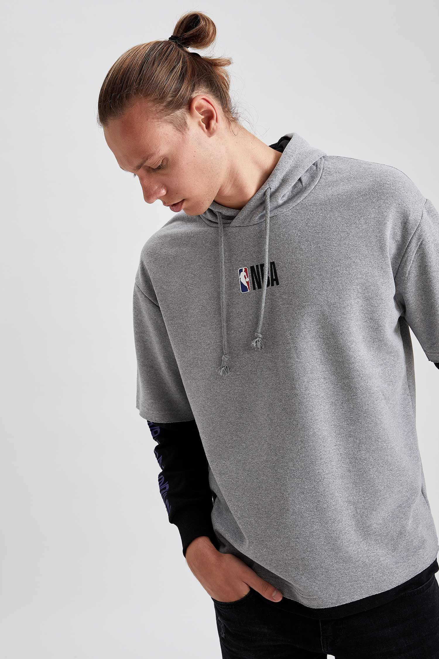 Defacto NBA Lisanslı Unisex Oversize Fit Kapüşonlu Sweatshirt. 3