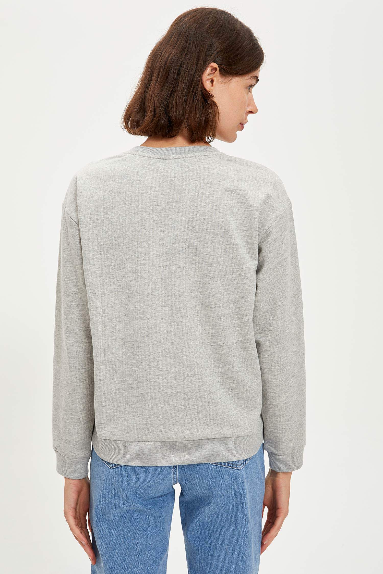 Grey WOMAN Oversize Long Sleeve Printed Sweatshirt 1483997 | DeFacto