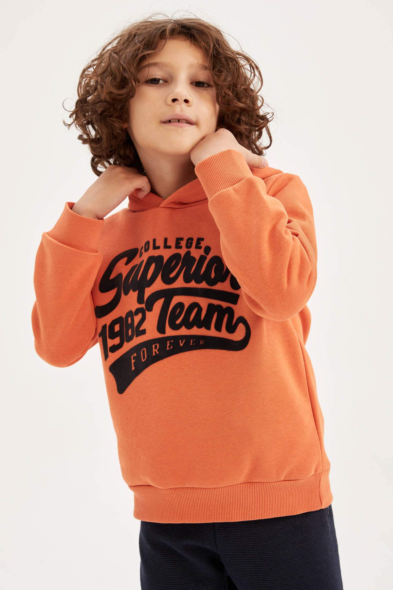 Round Neck Full Sleeve Orange Color Sweatshirt For Boy main image 1