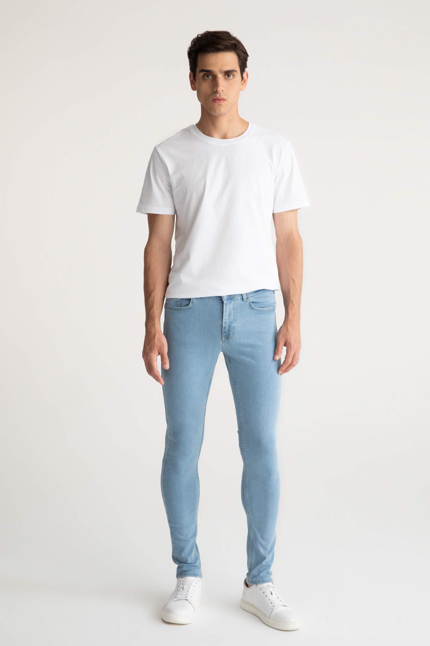 Blue MAN Super Skinny Fit Jeans 2071556 | DeFacto