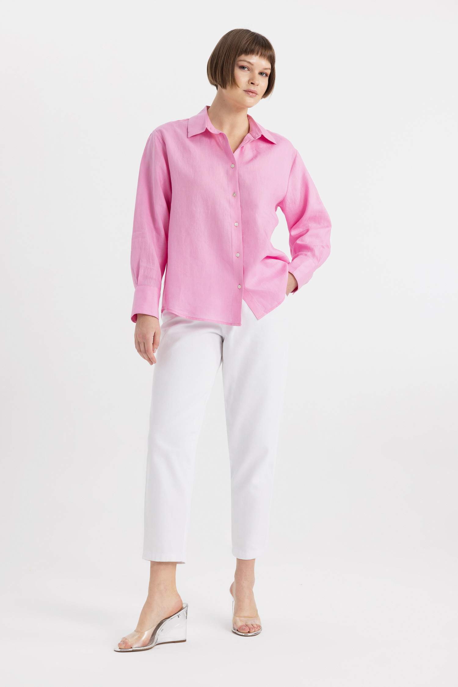 Брюки с высокой талией и сборкой на талии