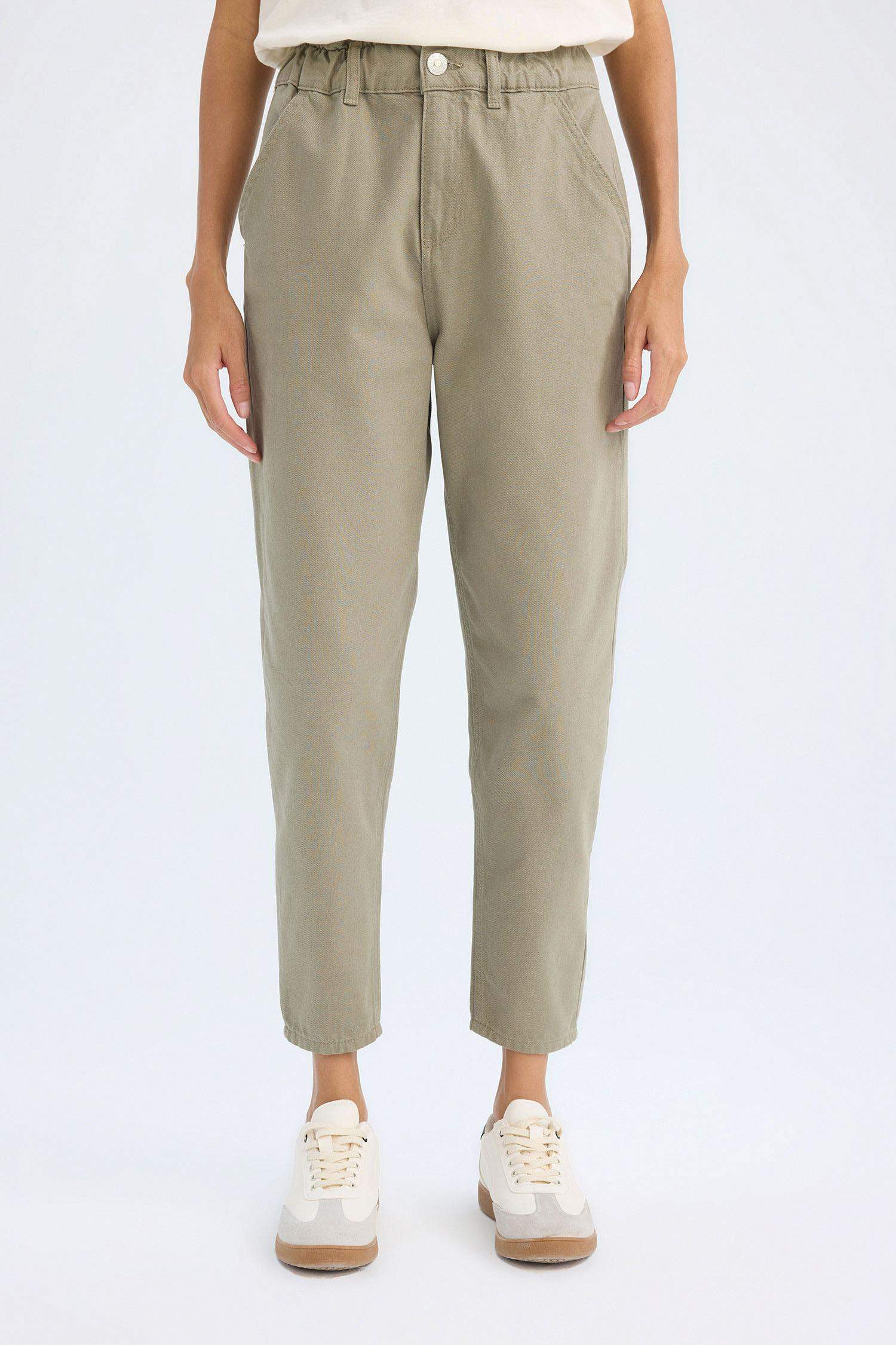 Paperbag Fit With Pockets Gabardine Trousers