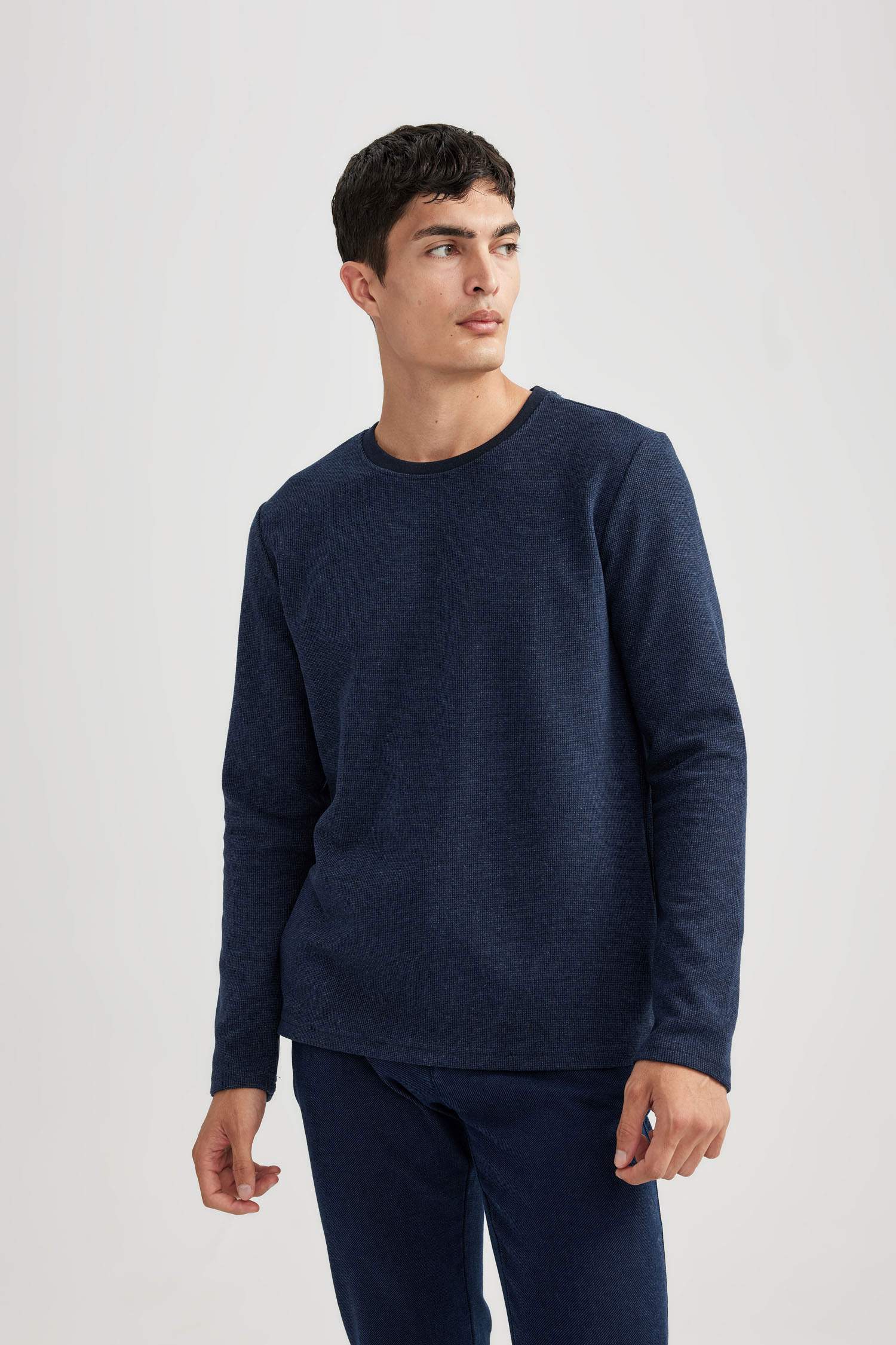 Slim Fit Long Sleeve Body