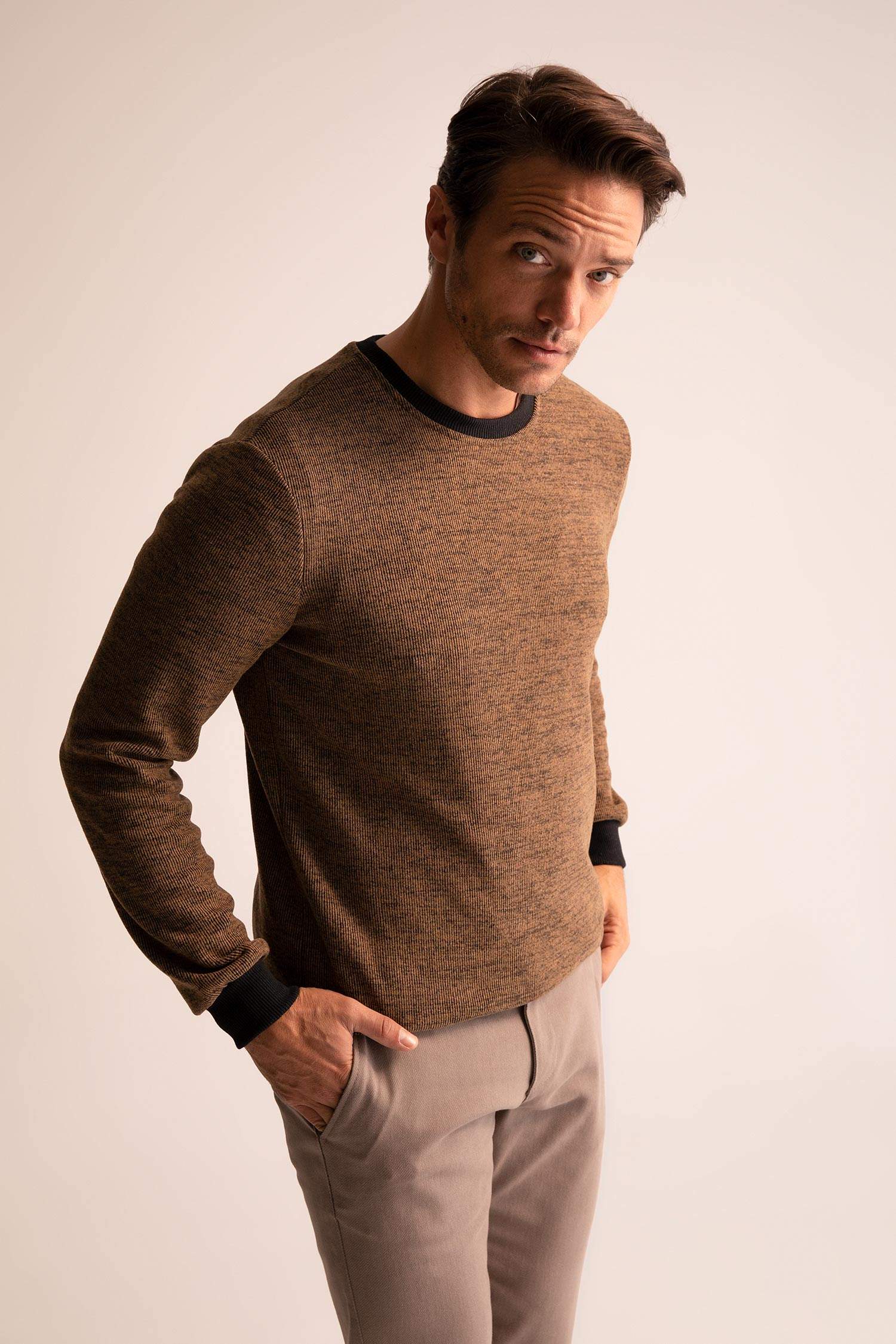 Свитшот стандартного кроя для мужчин