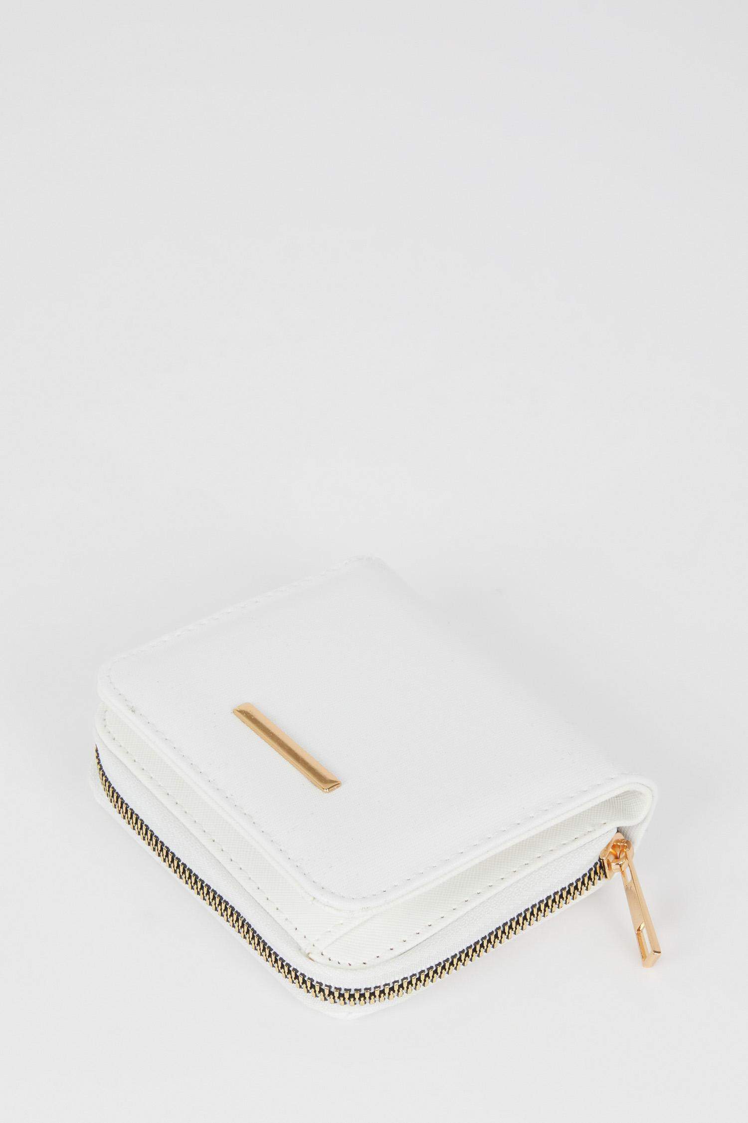 محفظة جلد صناعي