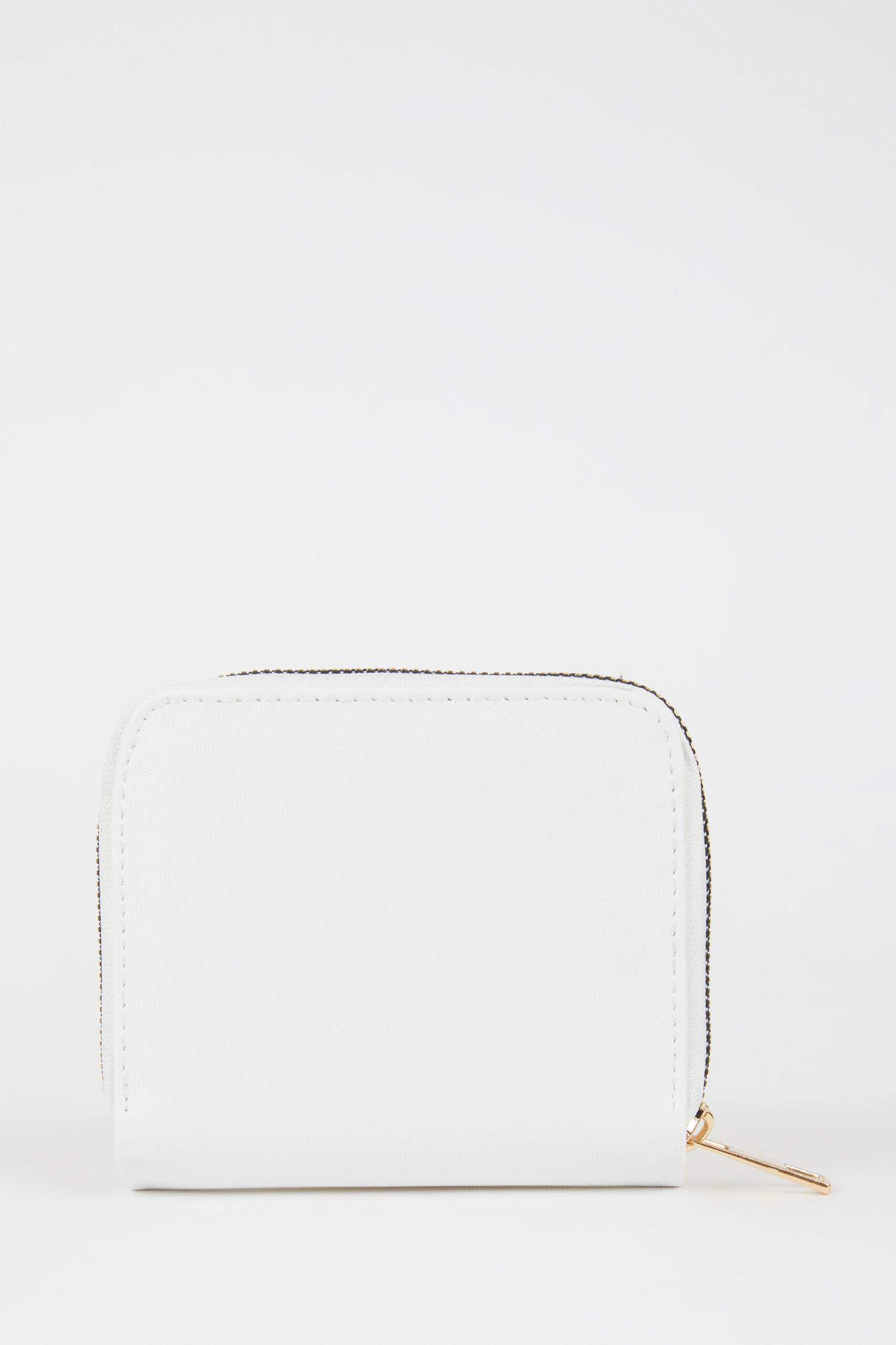 محفظة جلد صناعي