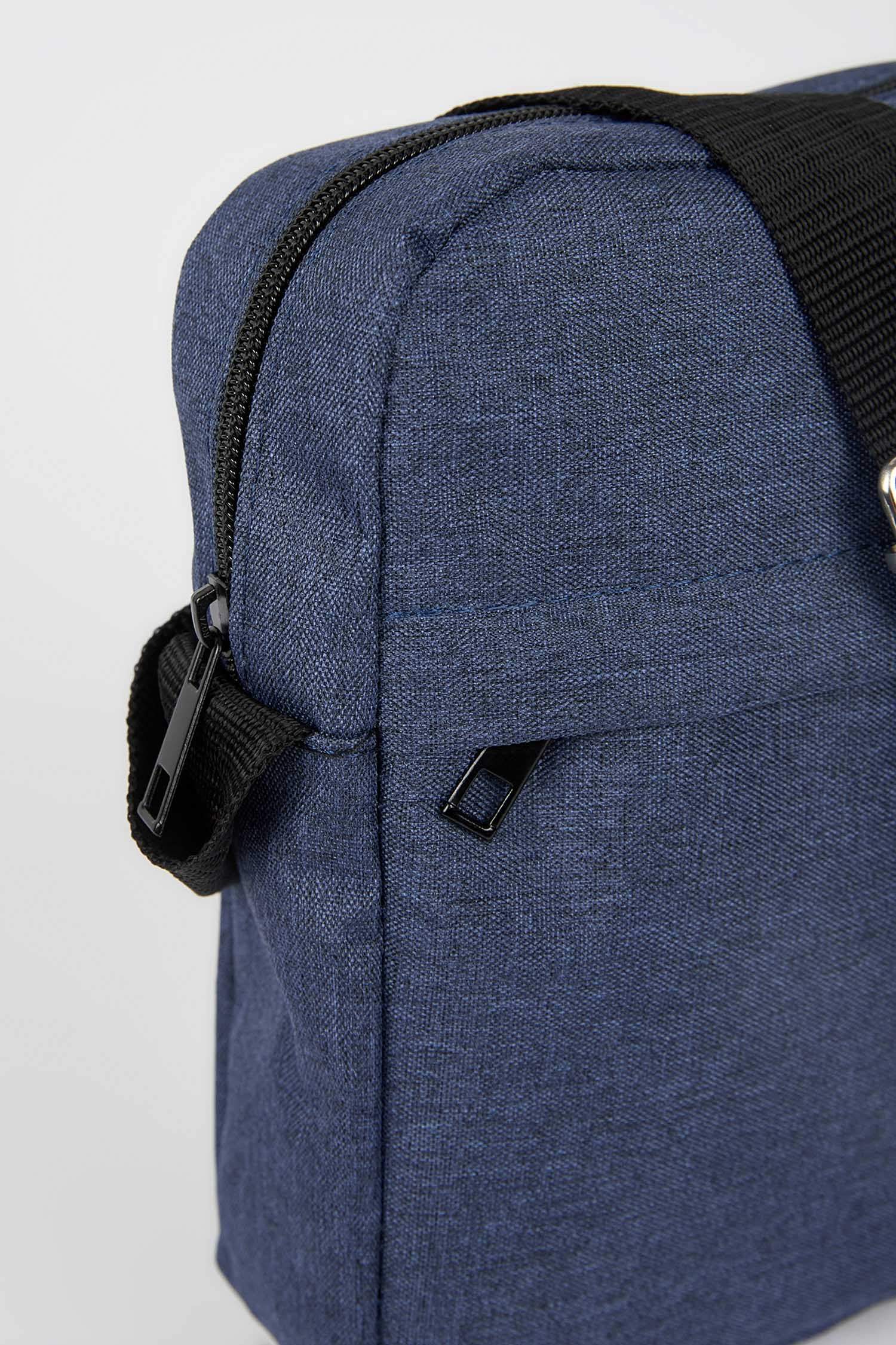 Navy MEN Men's Cross Shoulder Bag 2425008 DeFacto