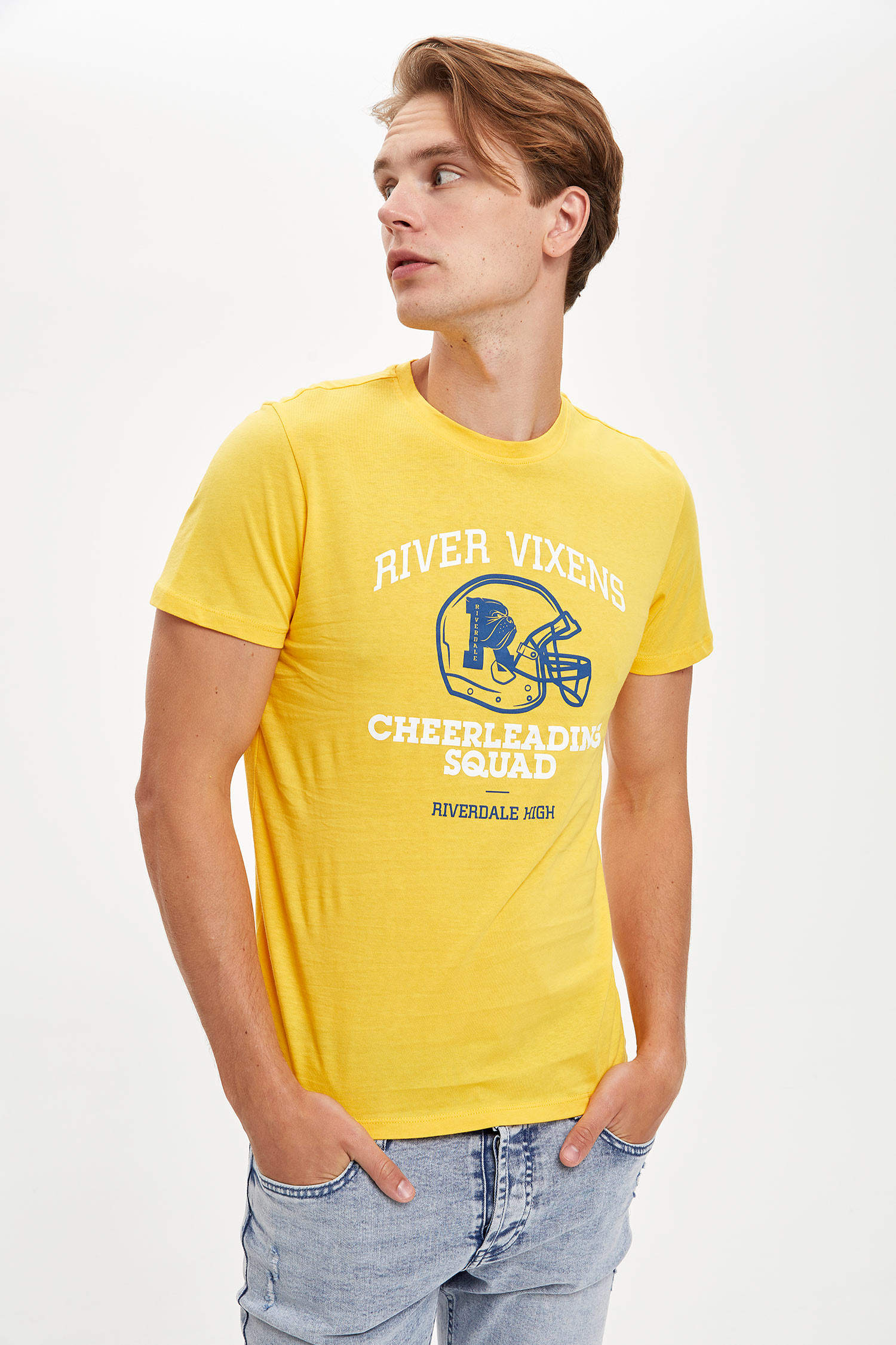 Defacto Riverdale Lisanslı Slim Fit Bisiklet Yaka Baskılı Tişört. 5