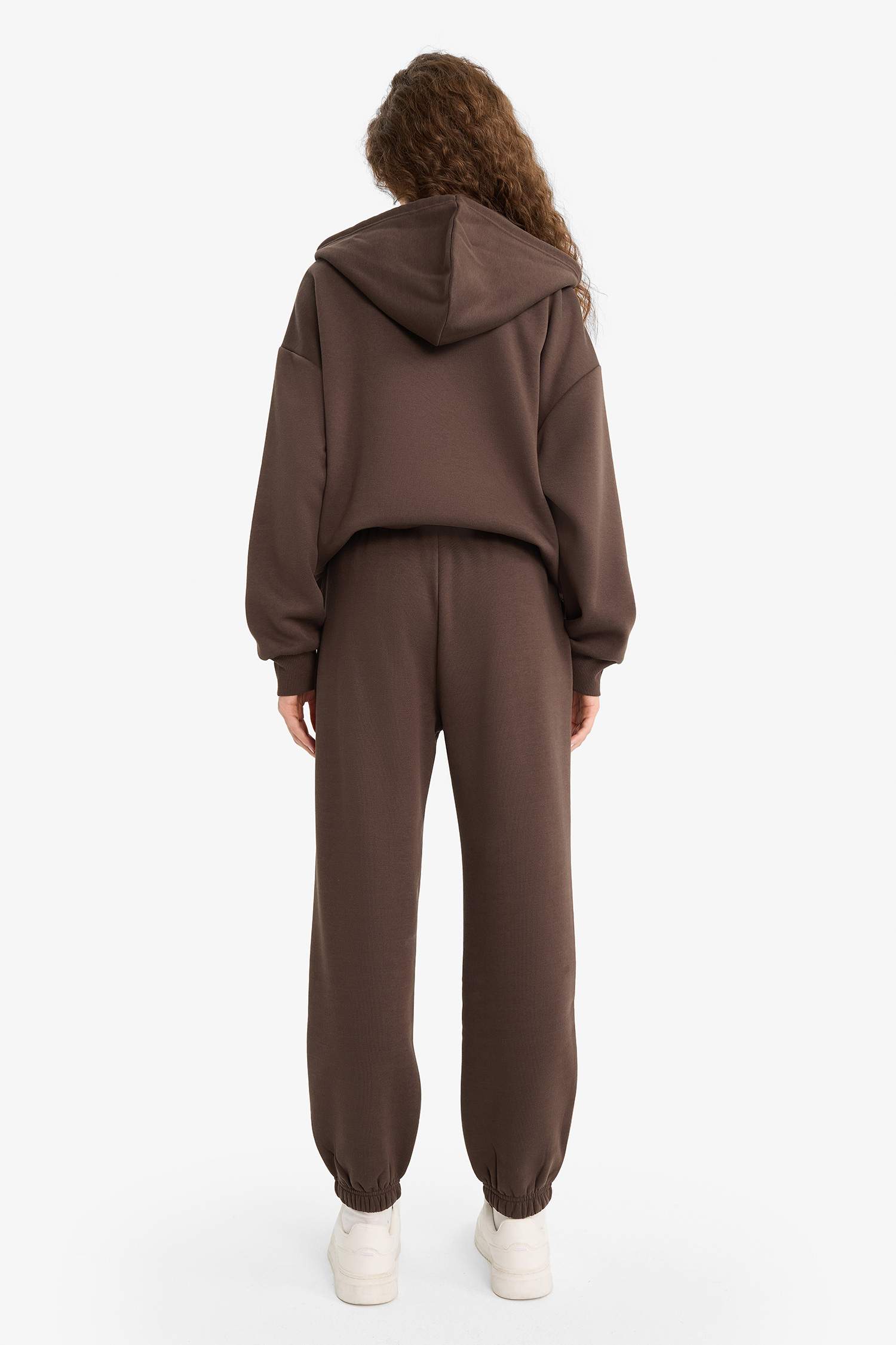 Jogger Fit Elastic Banded Leg Thick Fabric Trousers