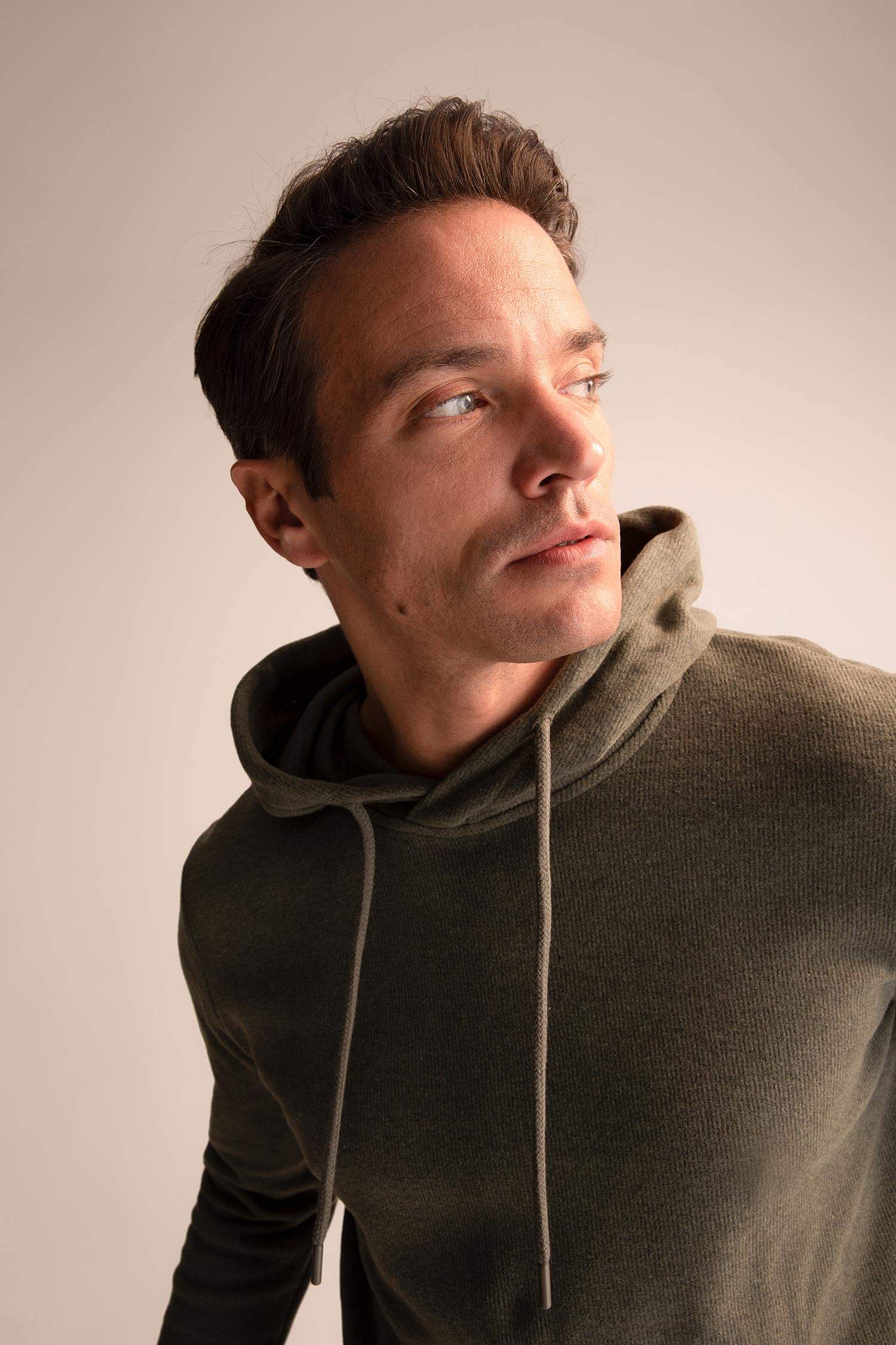 Свитшот стандартного кроя