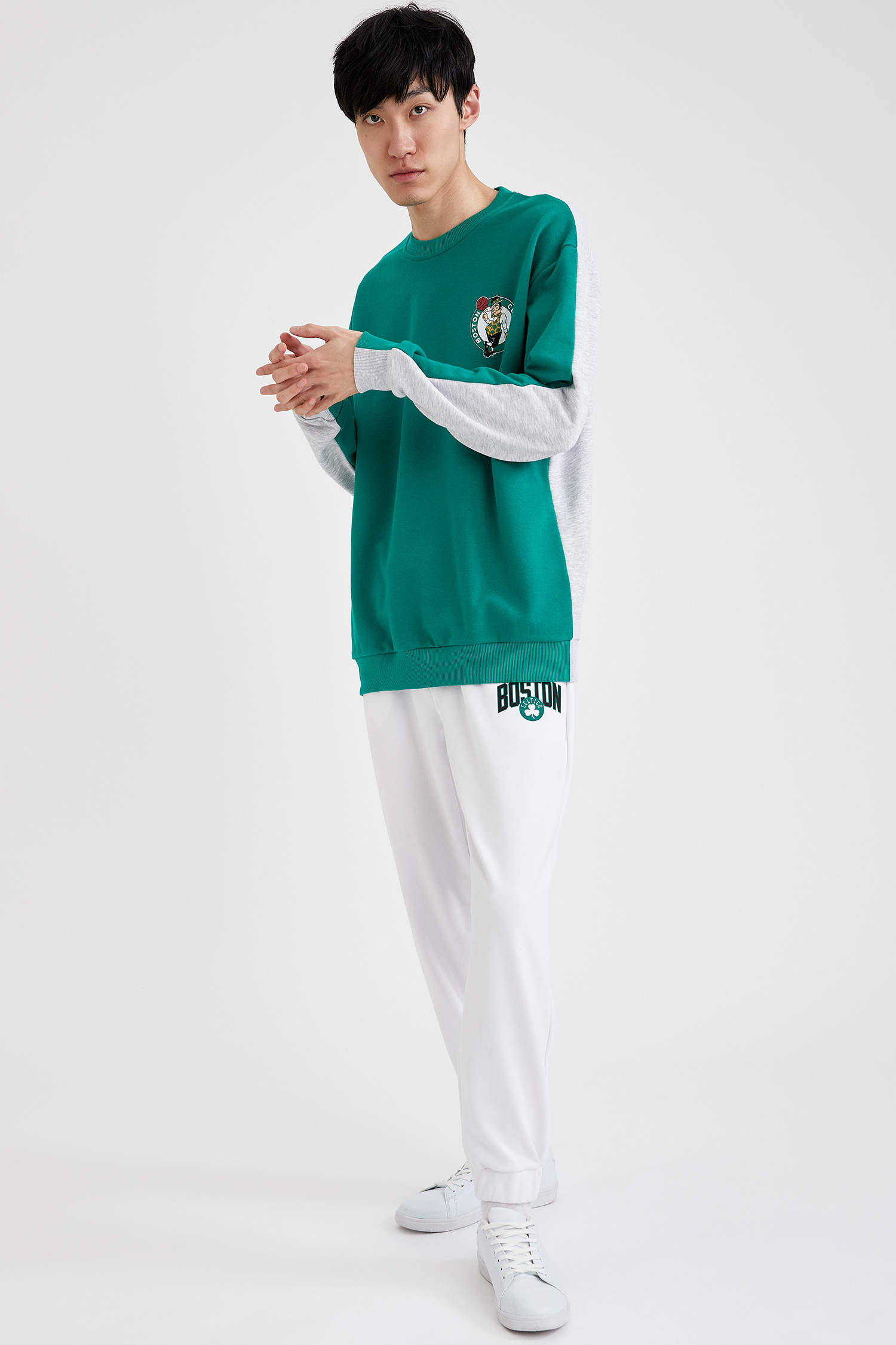 Defacto NBA Lisanslı Unisex Oversize Fit Sweatshirt. 2