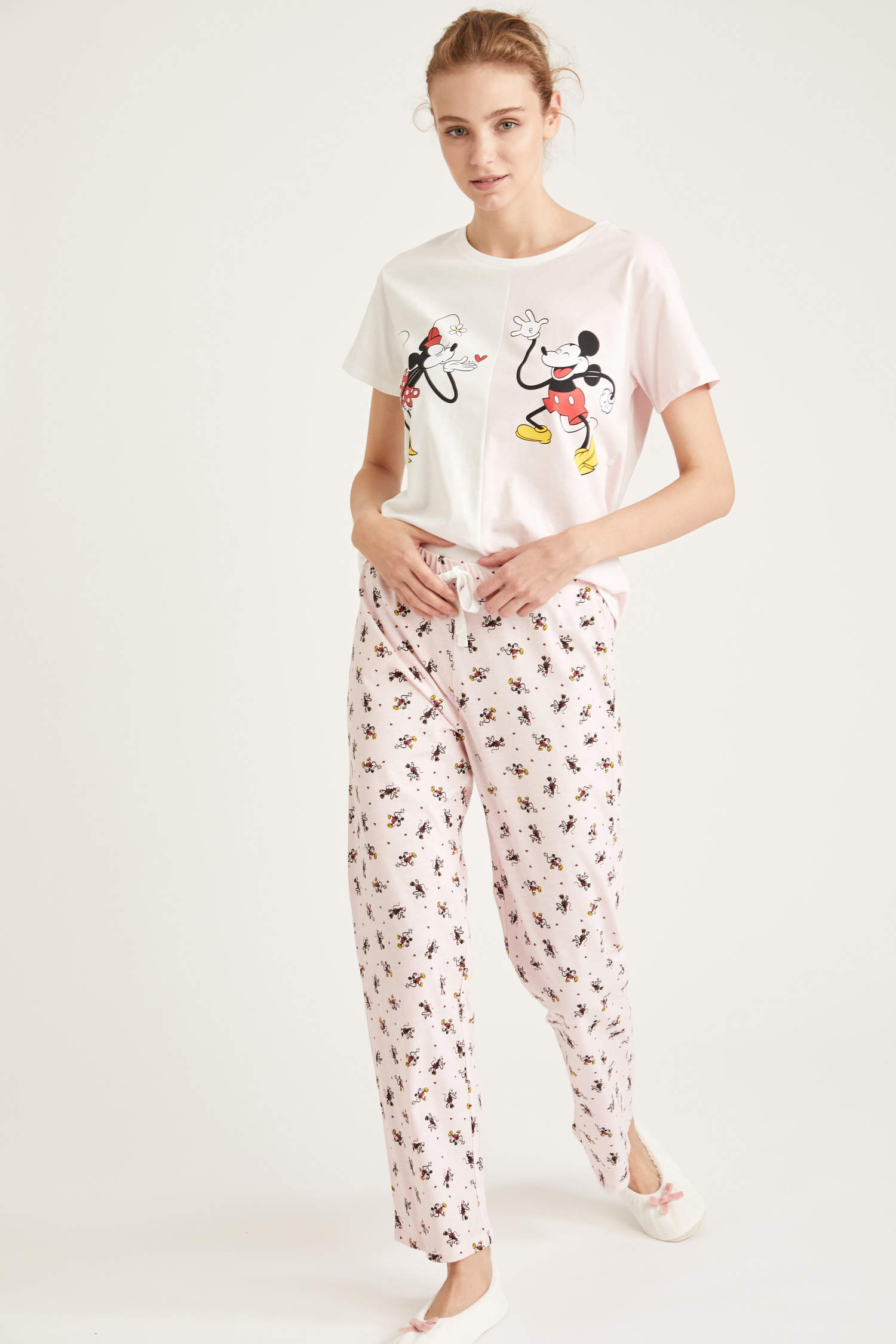 Defacto Mickey Mouse Lisanslı Pijama Takımı. 2