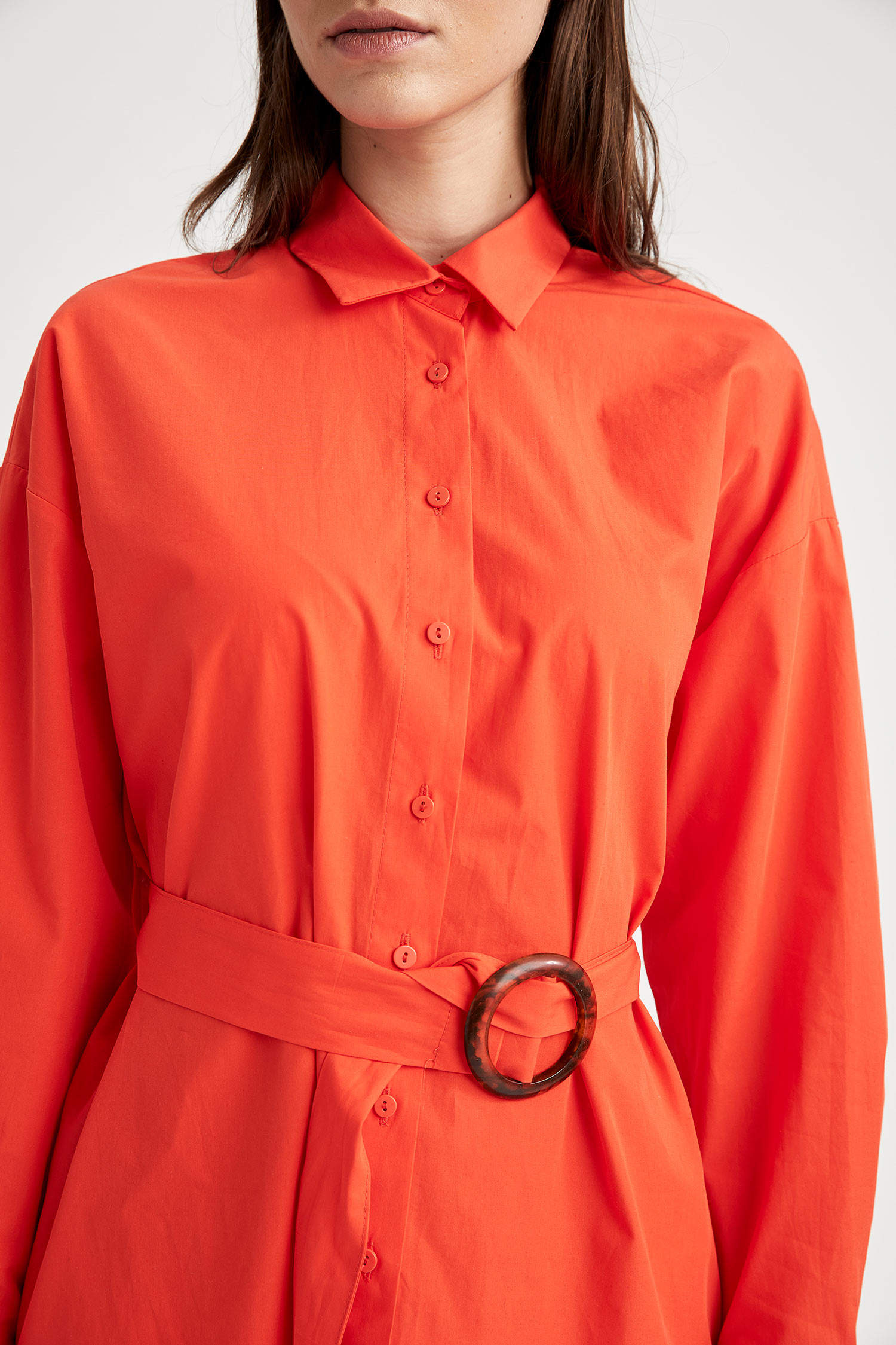Defacto Kemer Detaylı Pamuklu Oversize Fit Mini Gömlek Elbise. 1