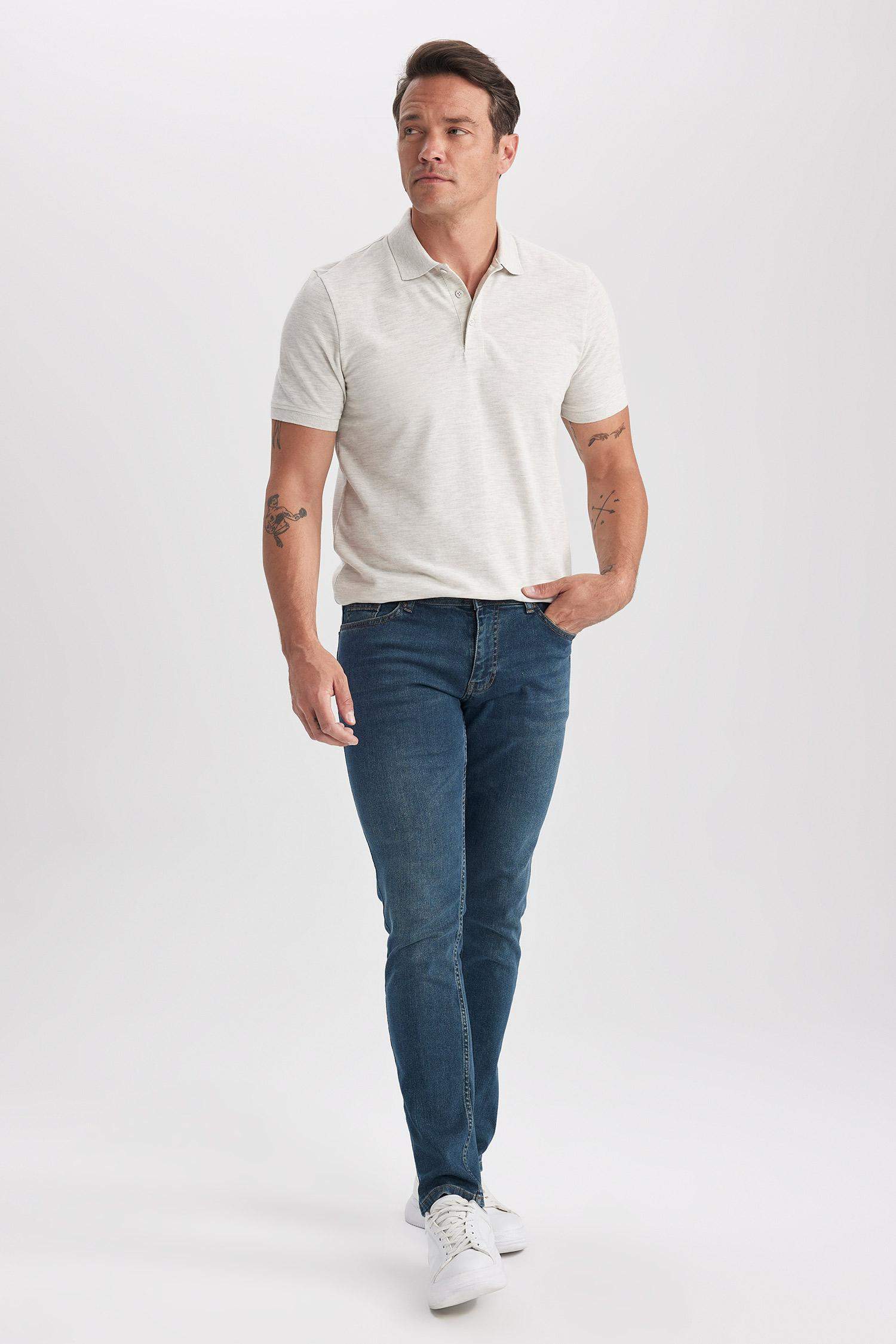 تيشيرت بولو قصة عادية