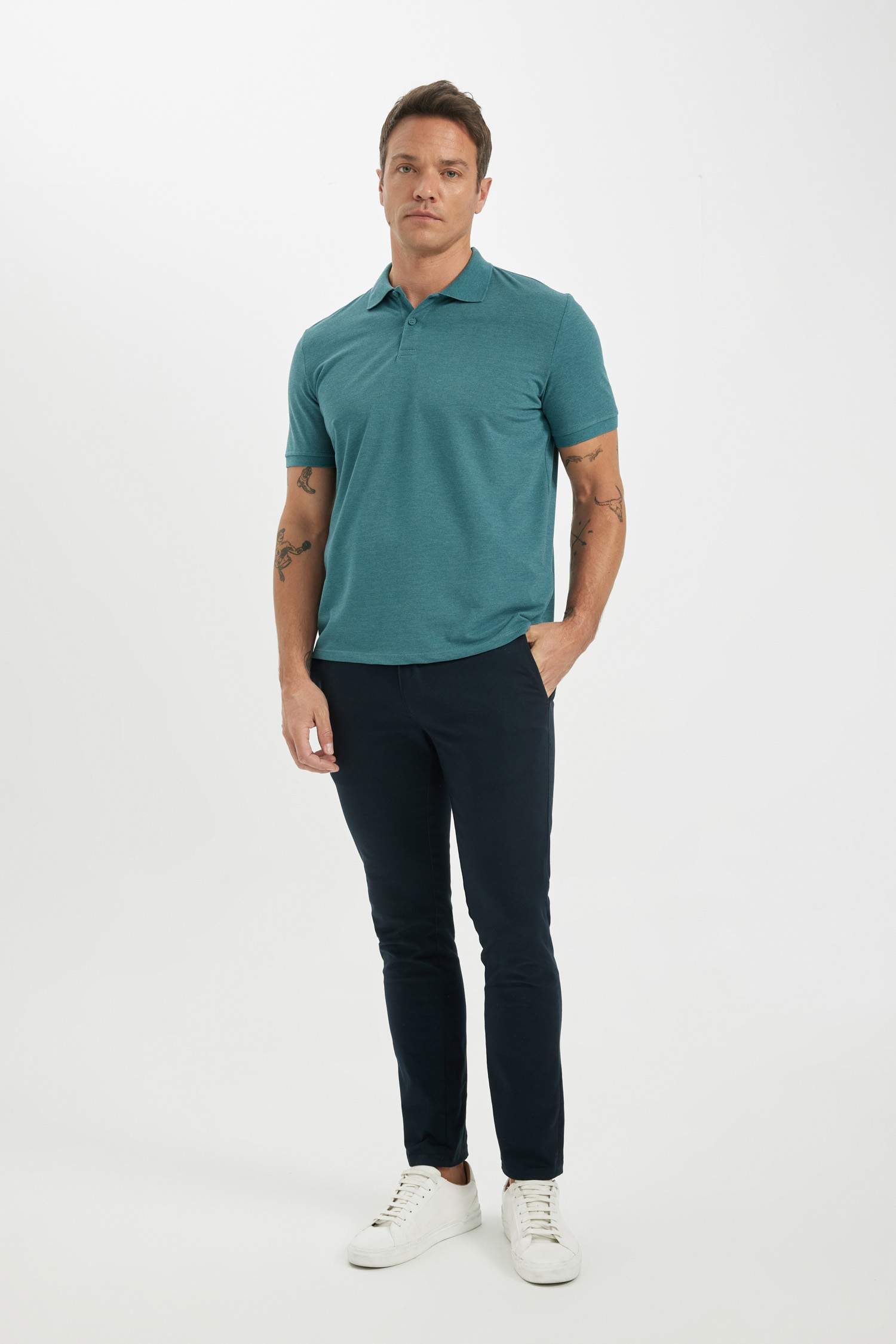 تيشيرت بولو نص ردن قصة عادية