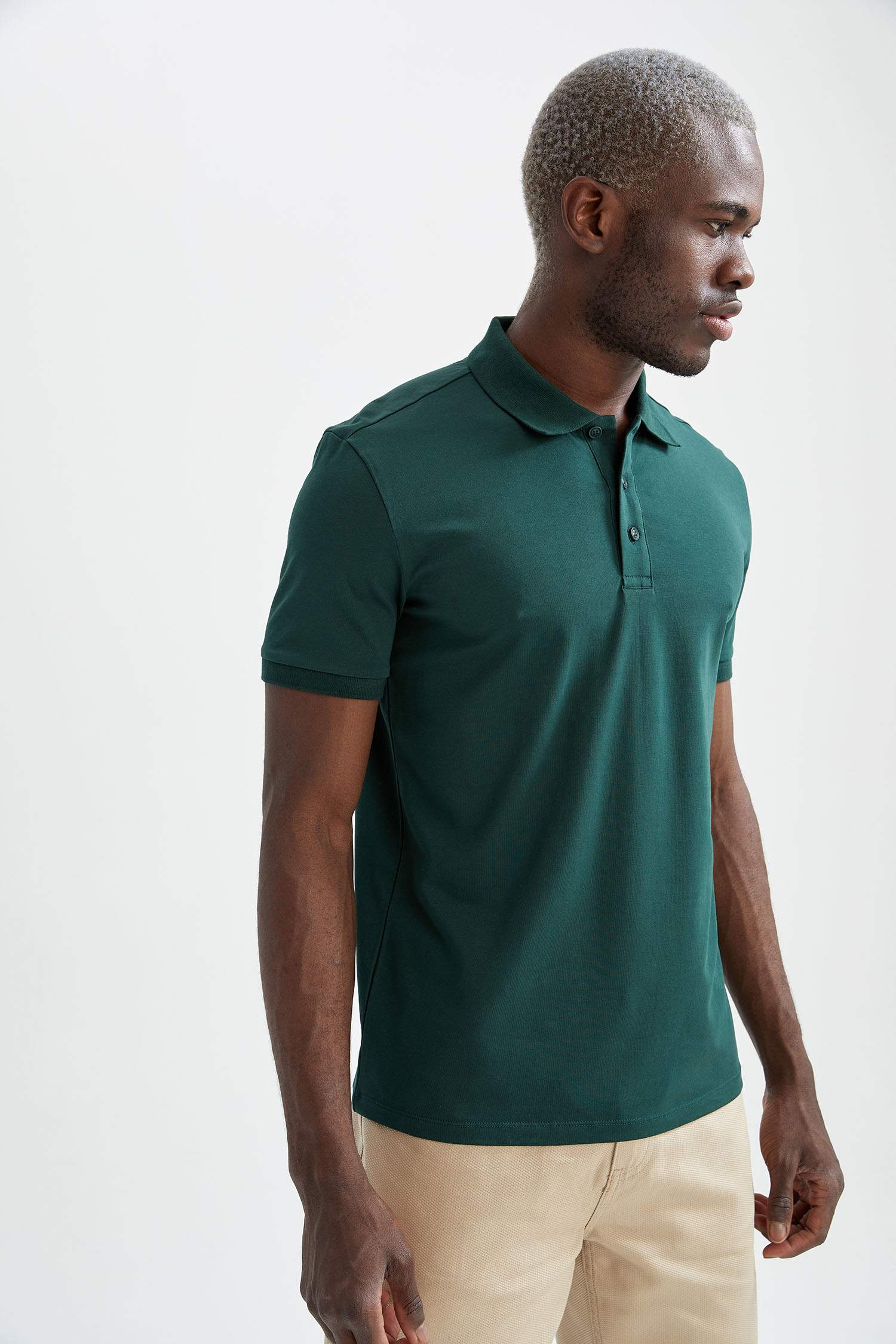 Green Man Slim Fit Short Sleeve Polo Shirt 1993304 | DeFacto