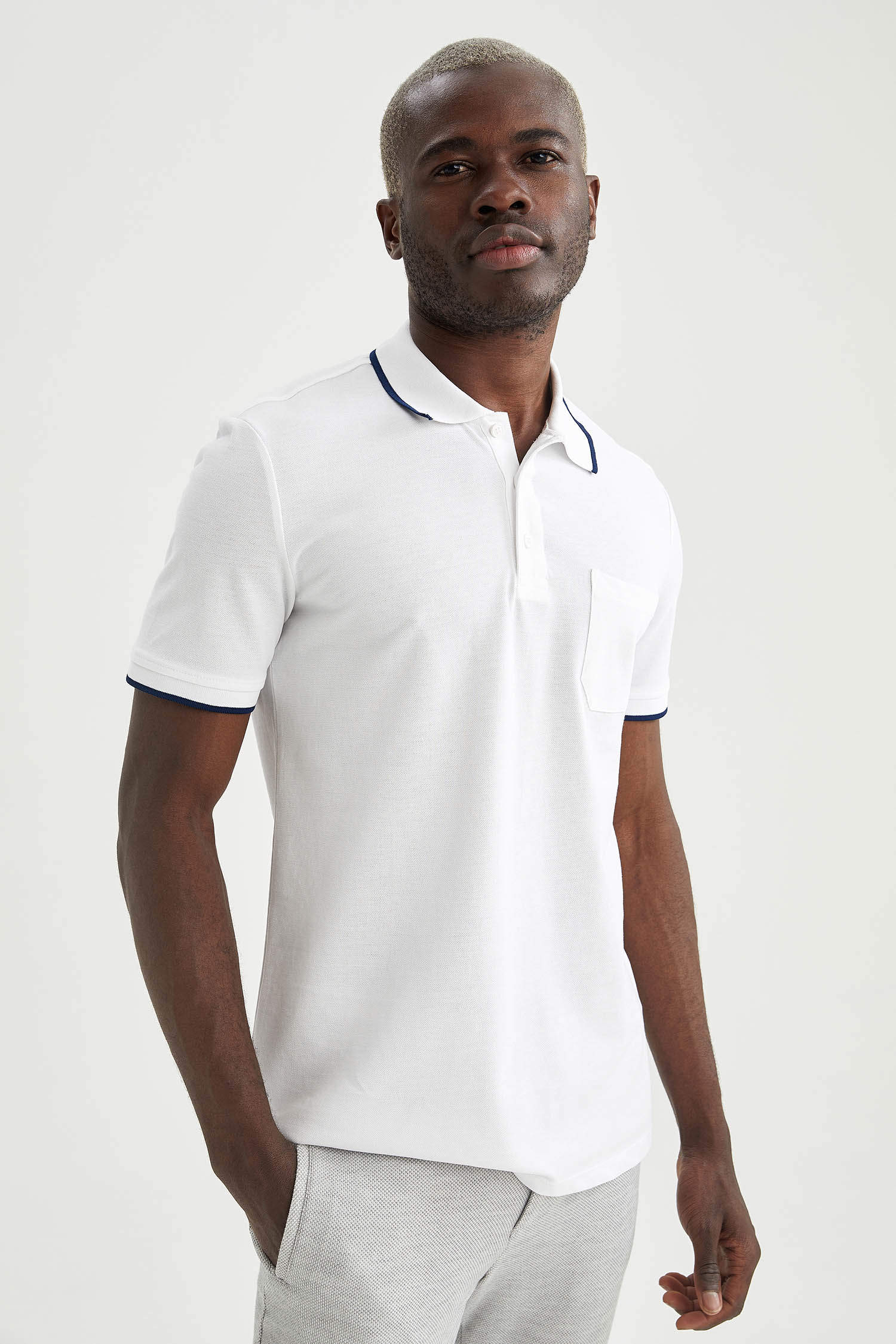 White MAN Slim Fit Polo T-Shirt 1902765 | DeFacto
