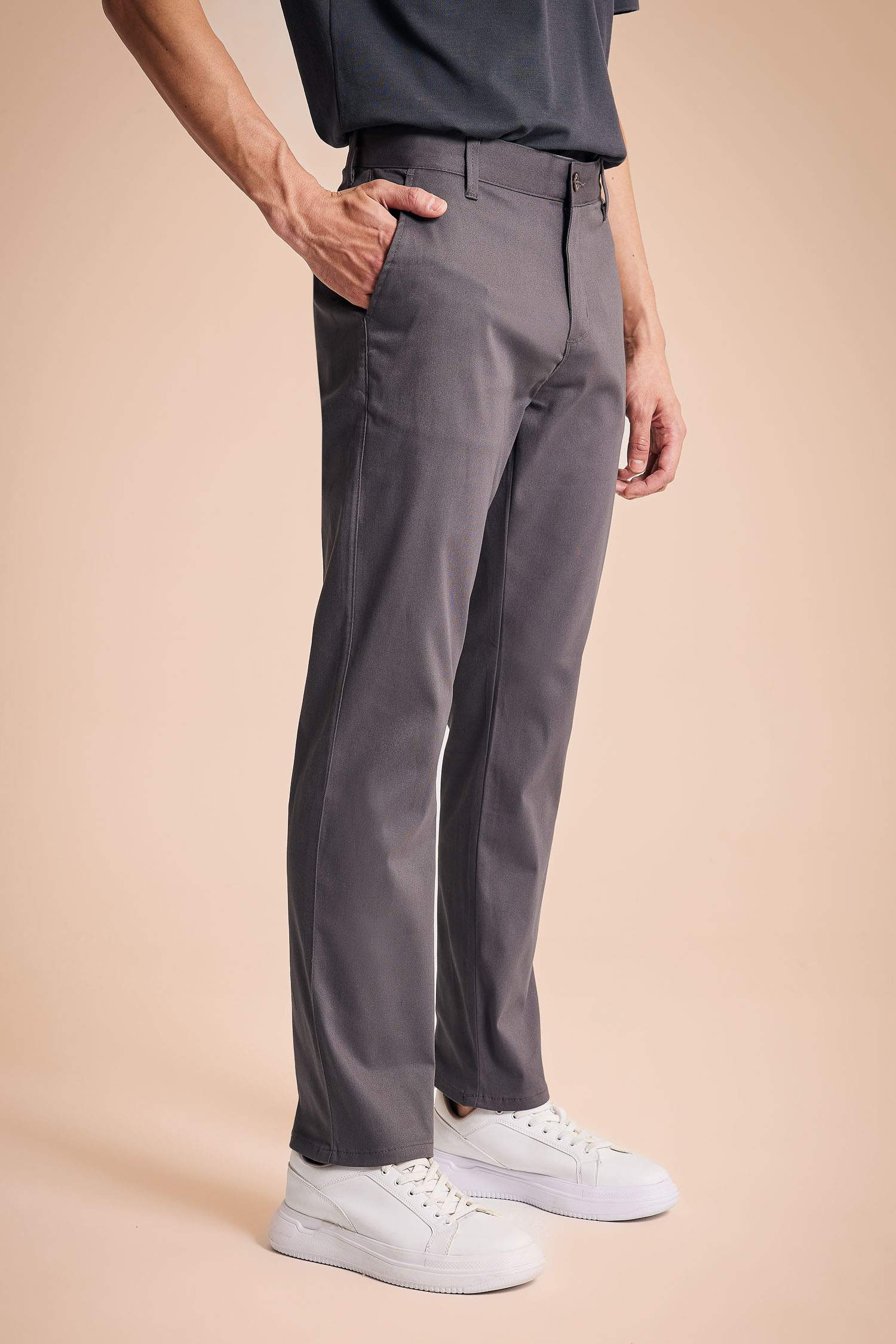 سروال جبردين قصة عادية برجل عادي