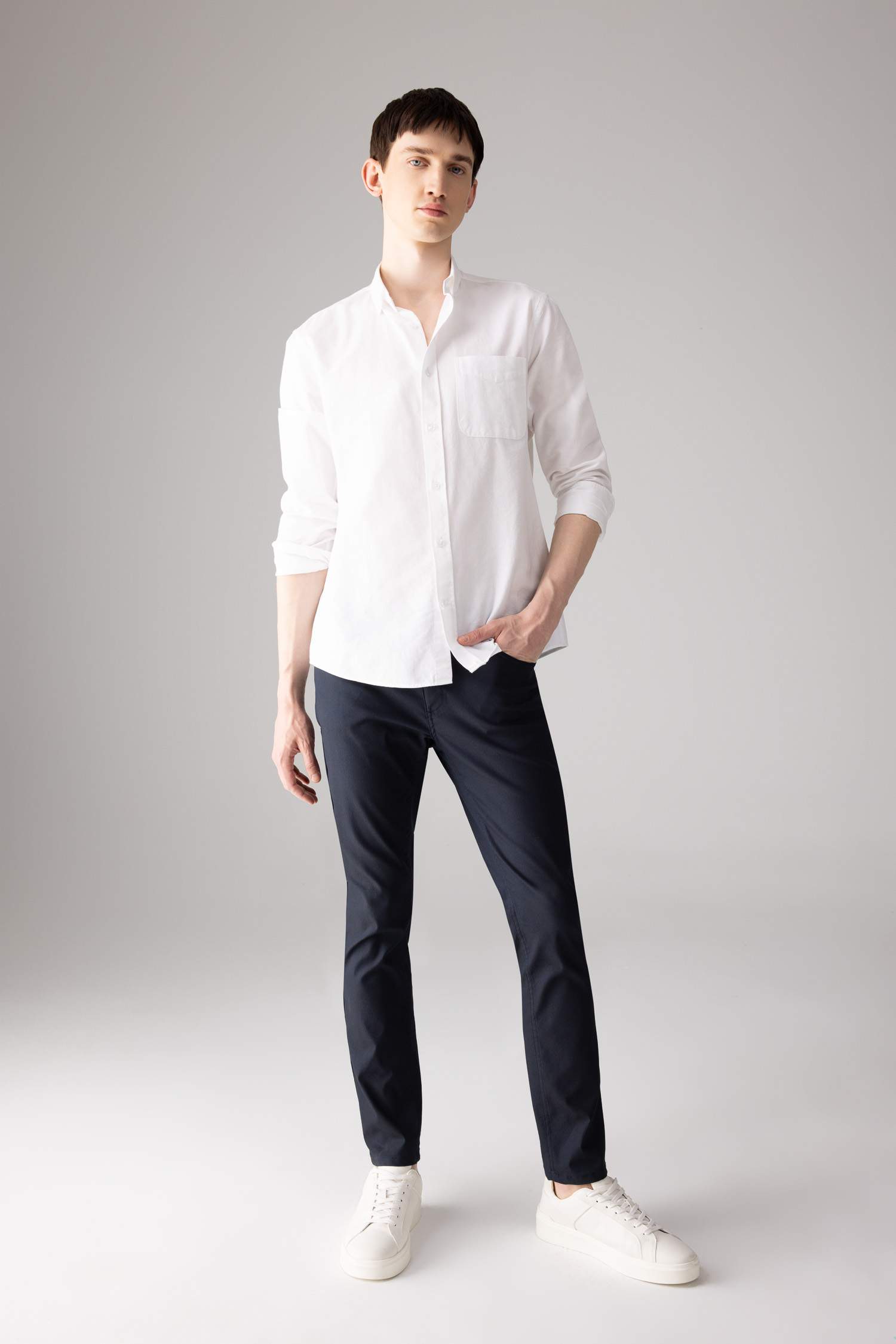 بنطلون سادة سليم فيت