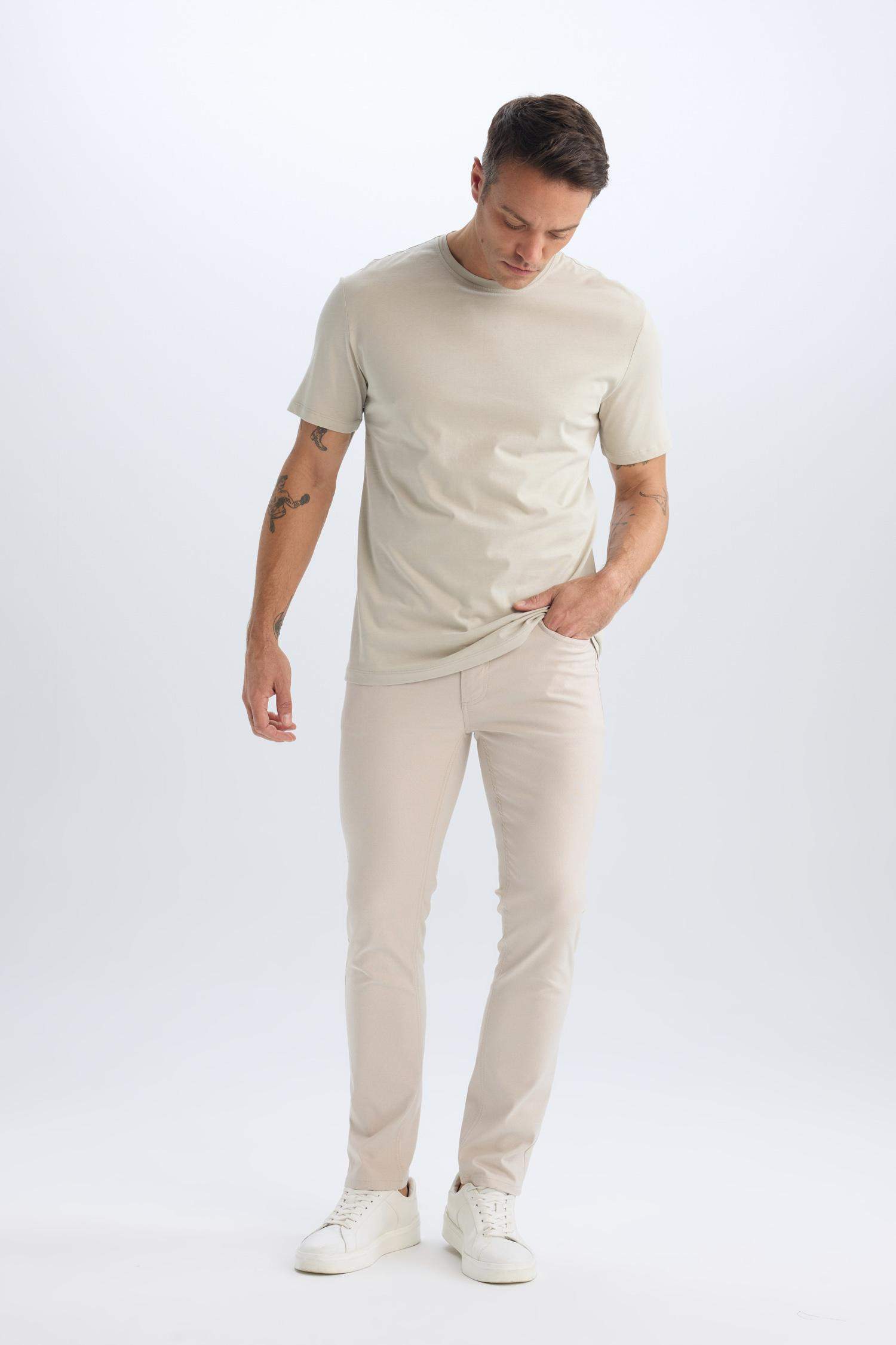 Slim Fit Super Skinny Hem Trousers