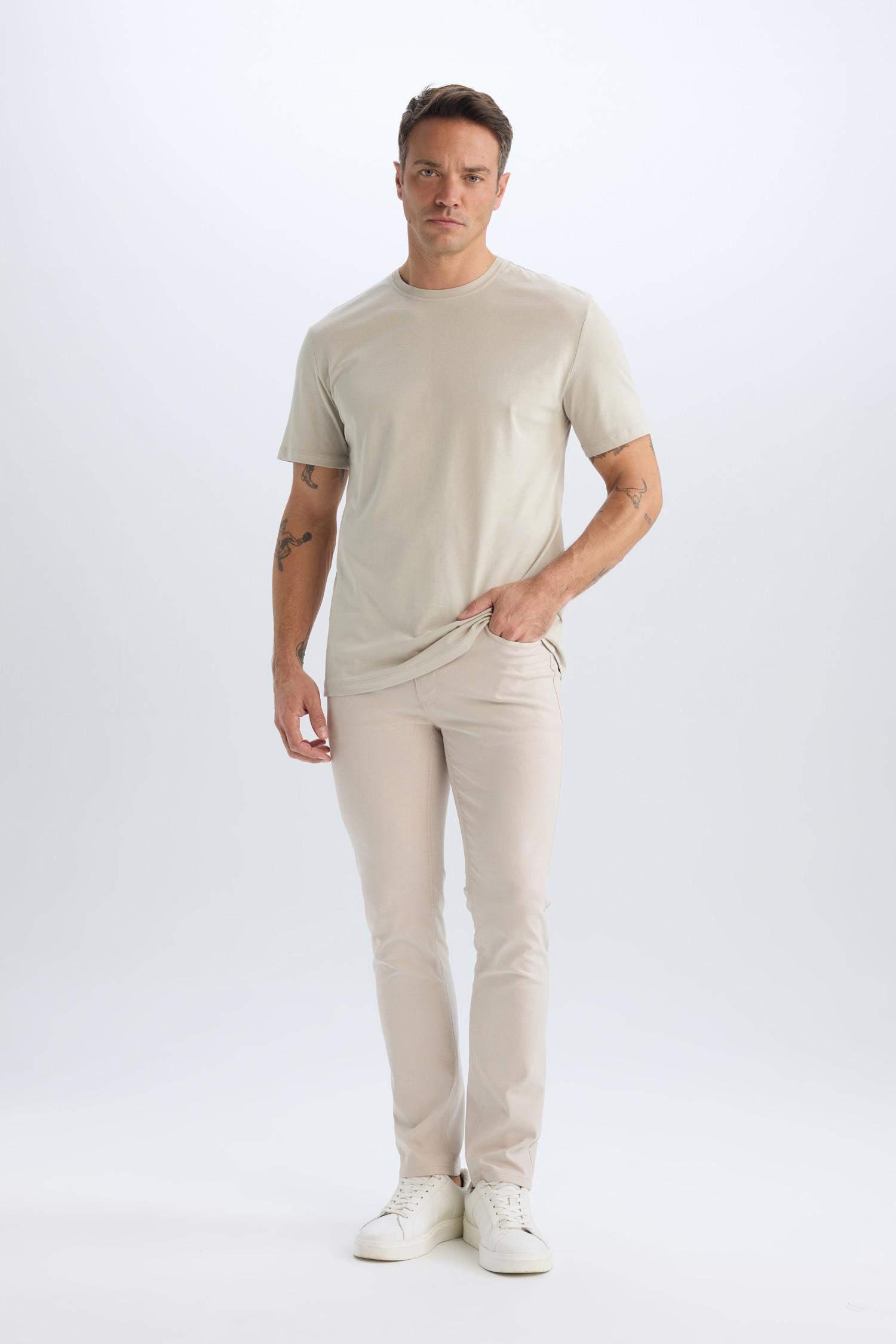 Slim Fit Super Skinny Hem Trousers