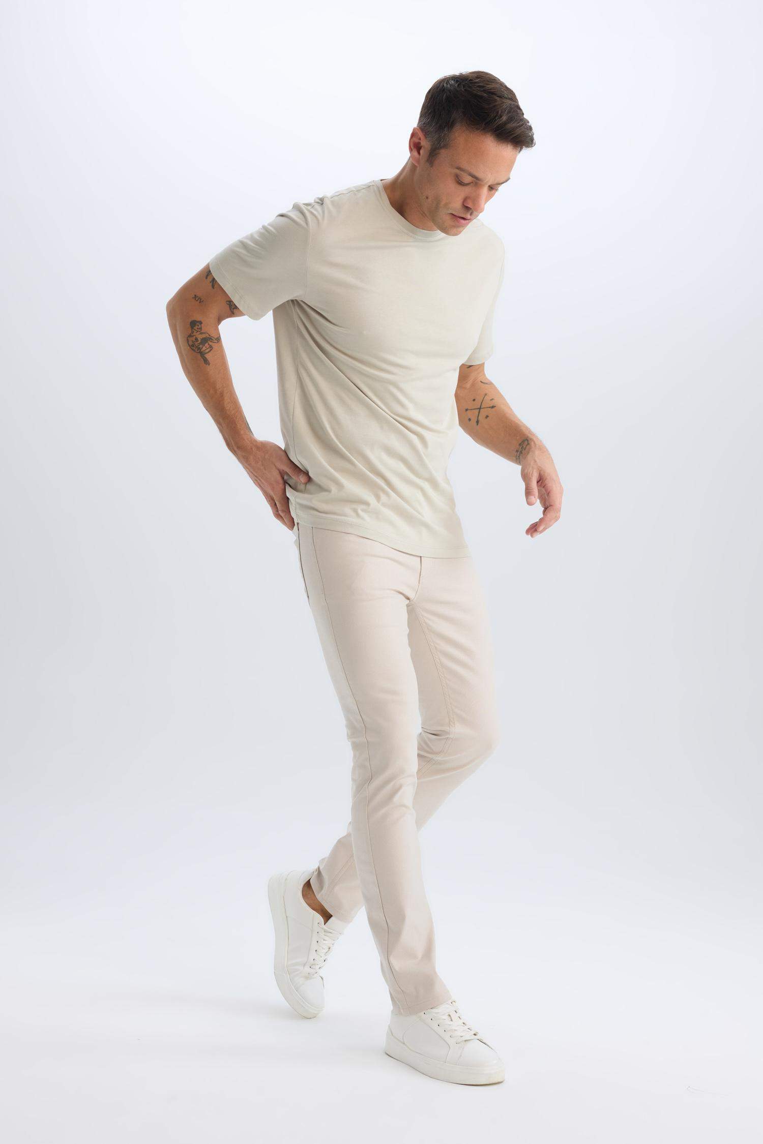 Slim Fit Super Skinny Hem Trousers