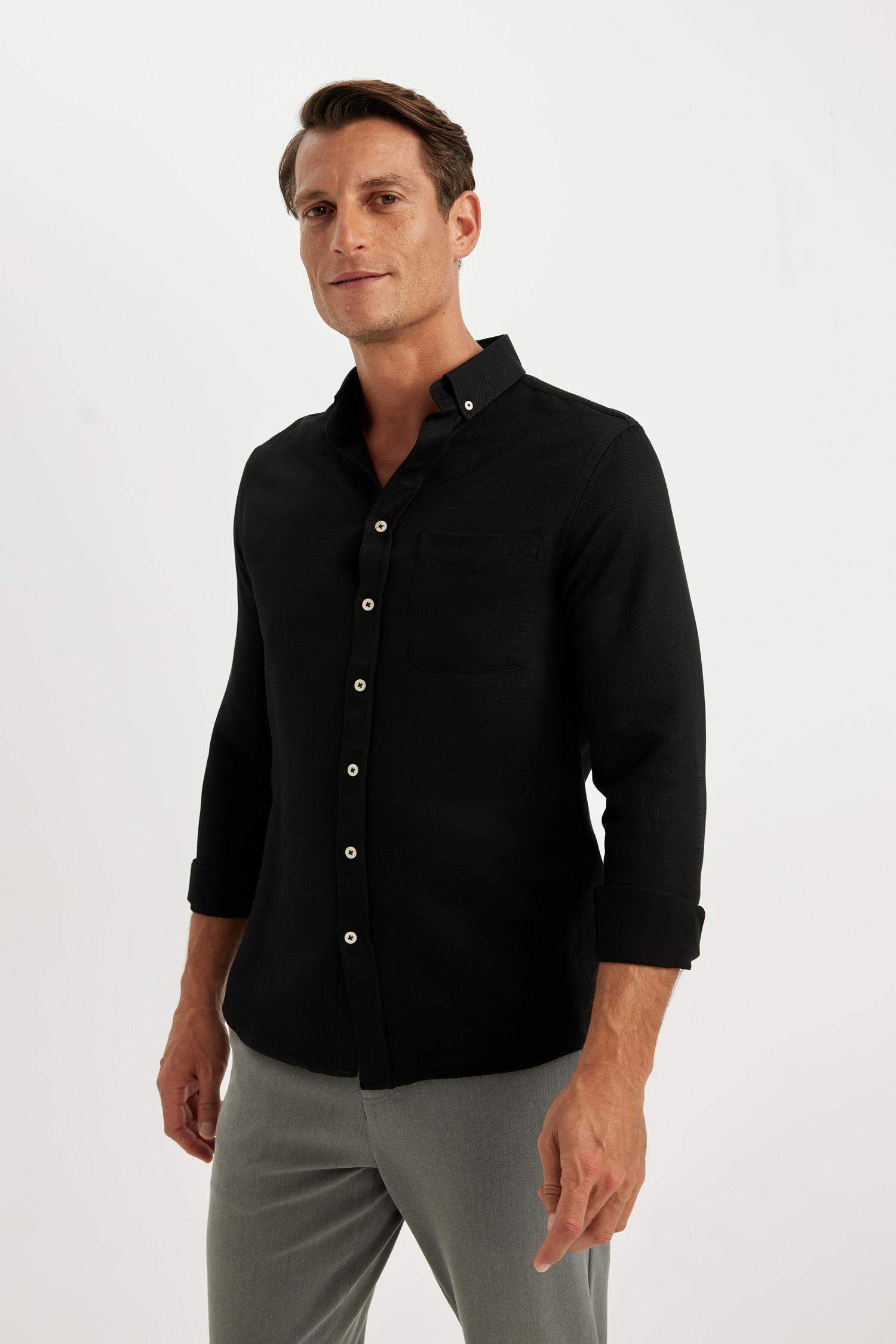 Slim Fit Dar Kesim Polo Yaka Dokulu Uzun Kollu Siyah Gömlek